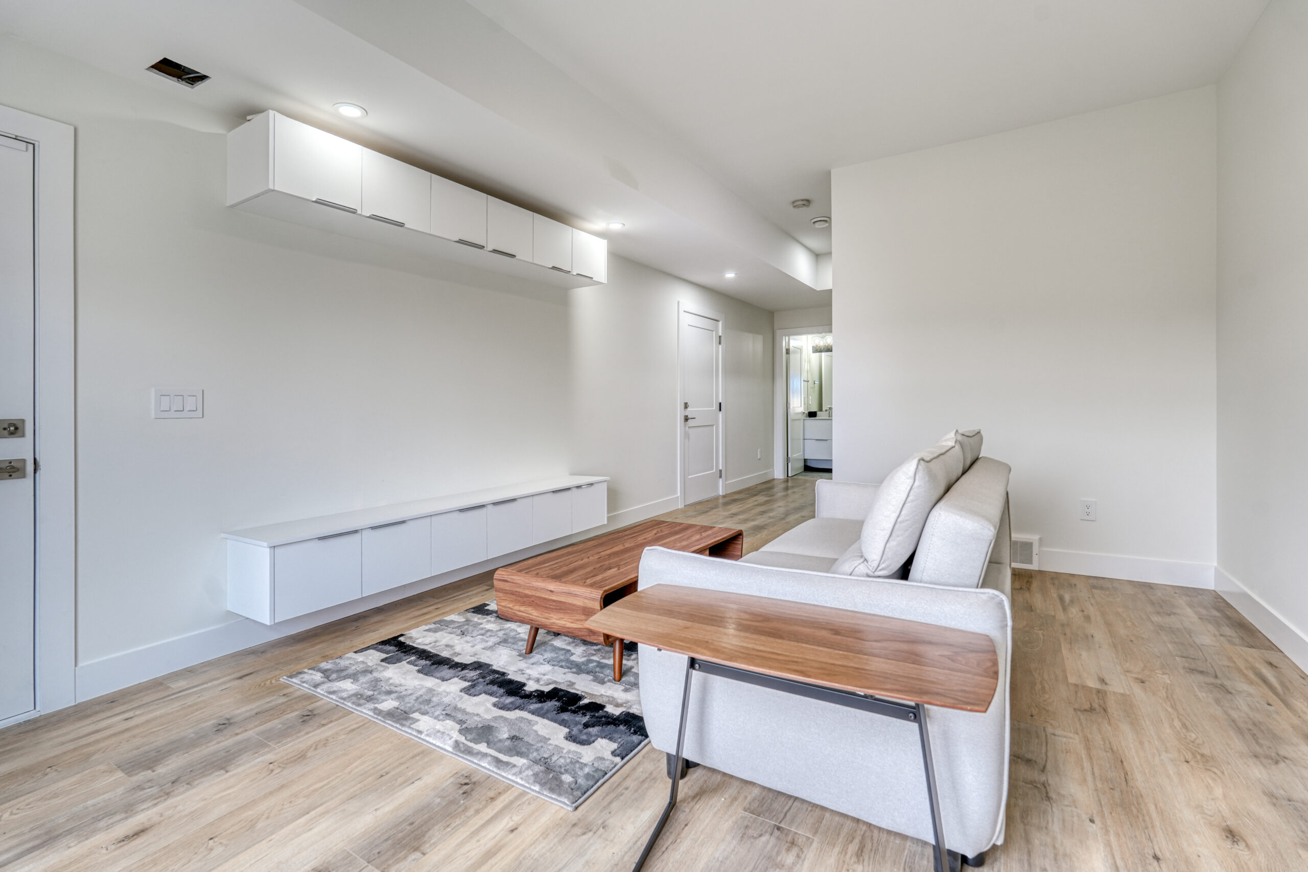 1047 Oak Barrel Place West Kelowna V1Z 2G9