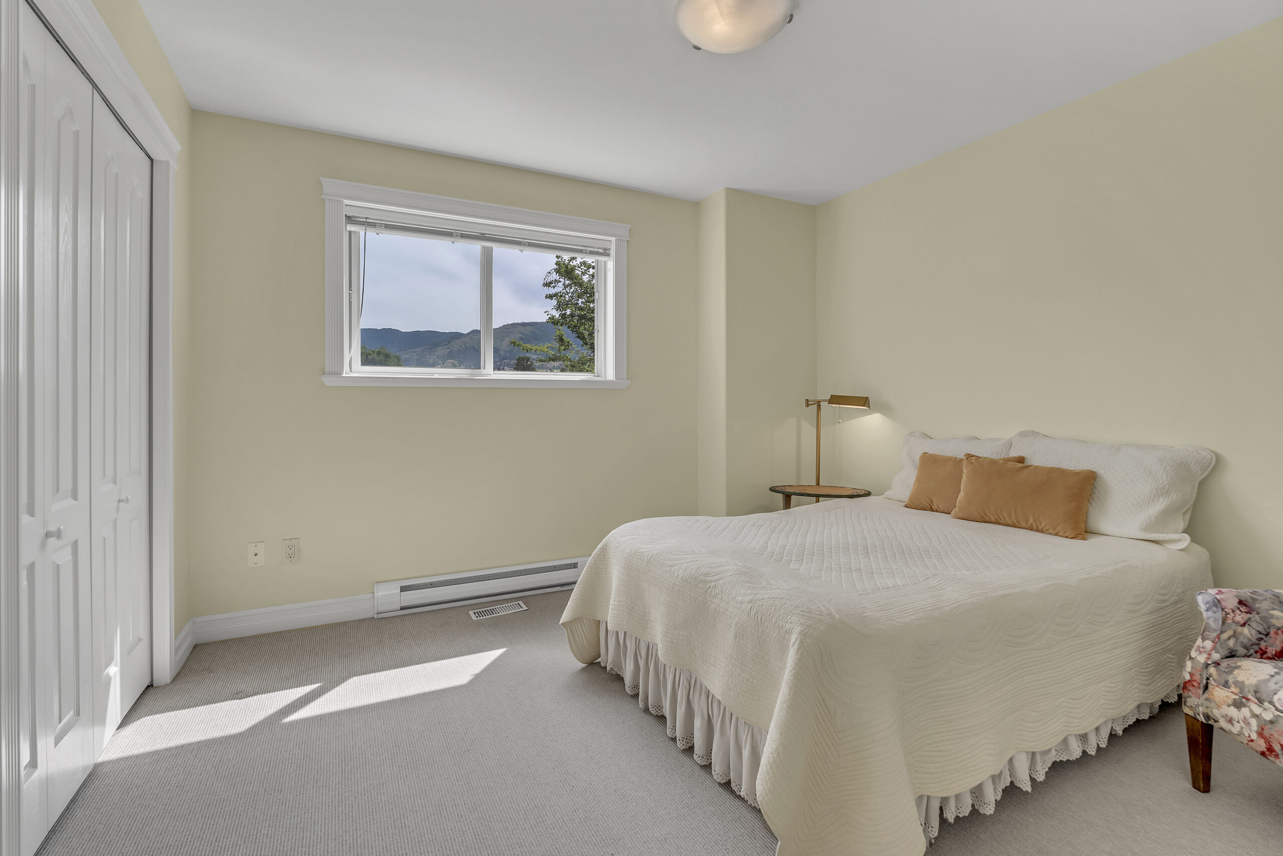 1078 Burnaby Avenue 105 Penticton V2A 1G8