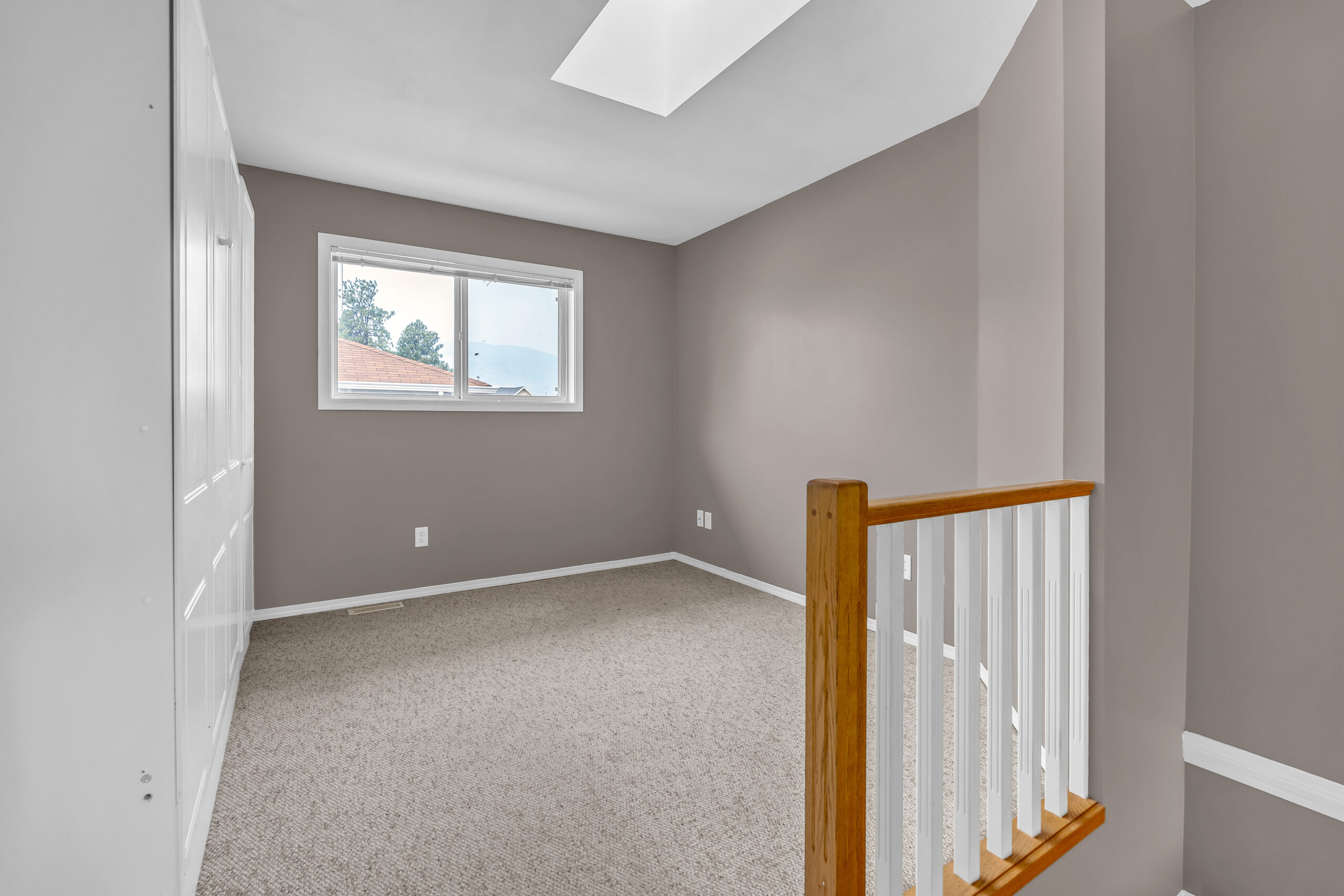 102 Regina Avenue 103 Penticton V2A 2K8