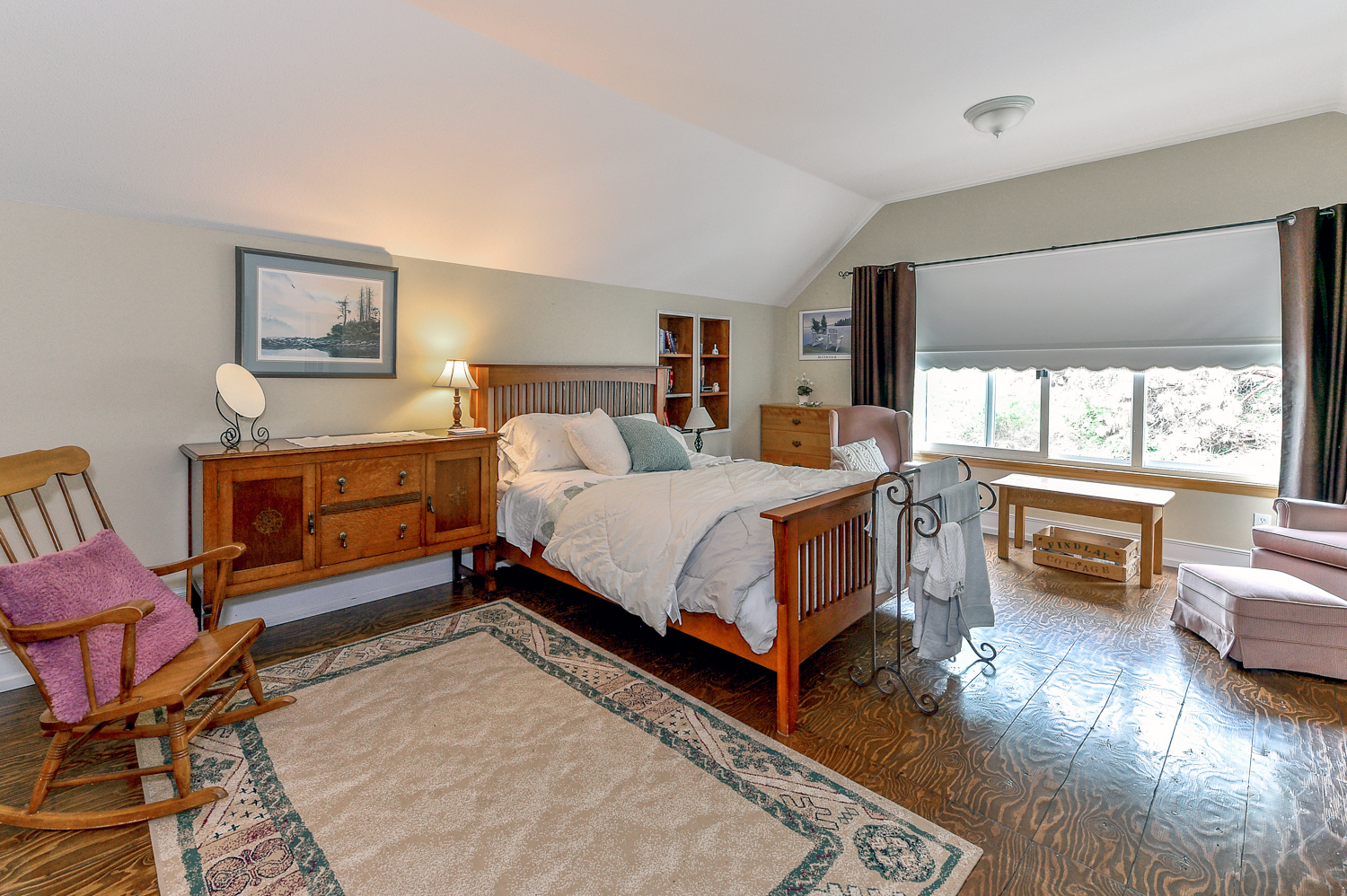 7372 Fintry Delta Road Kelowna V1Z 3V2