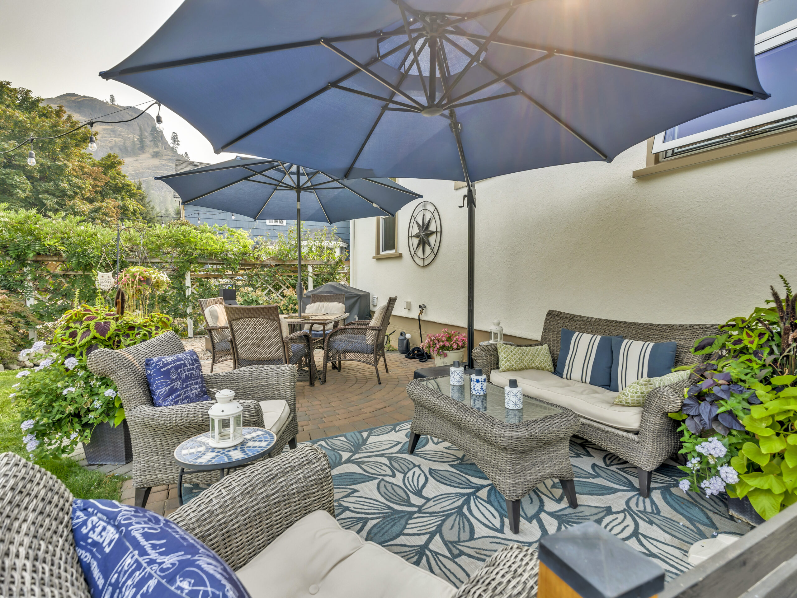 12411 Victoria Road S Summerland V0H 1Z2