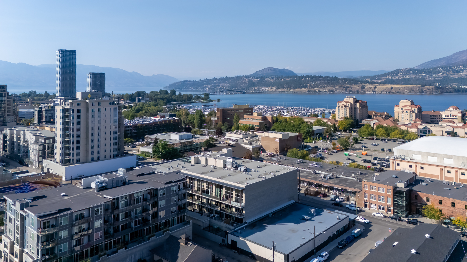 1289 Ellis Steer 412 Kelowna V1Y 9X6
