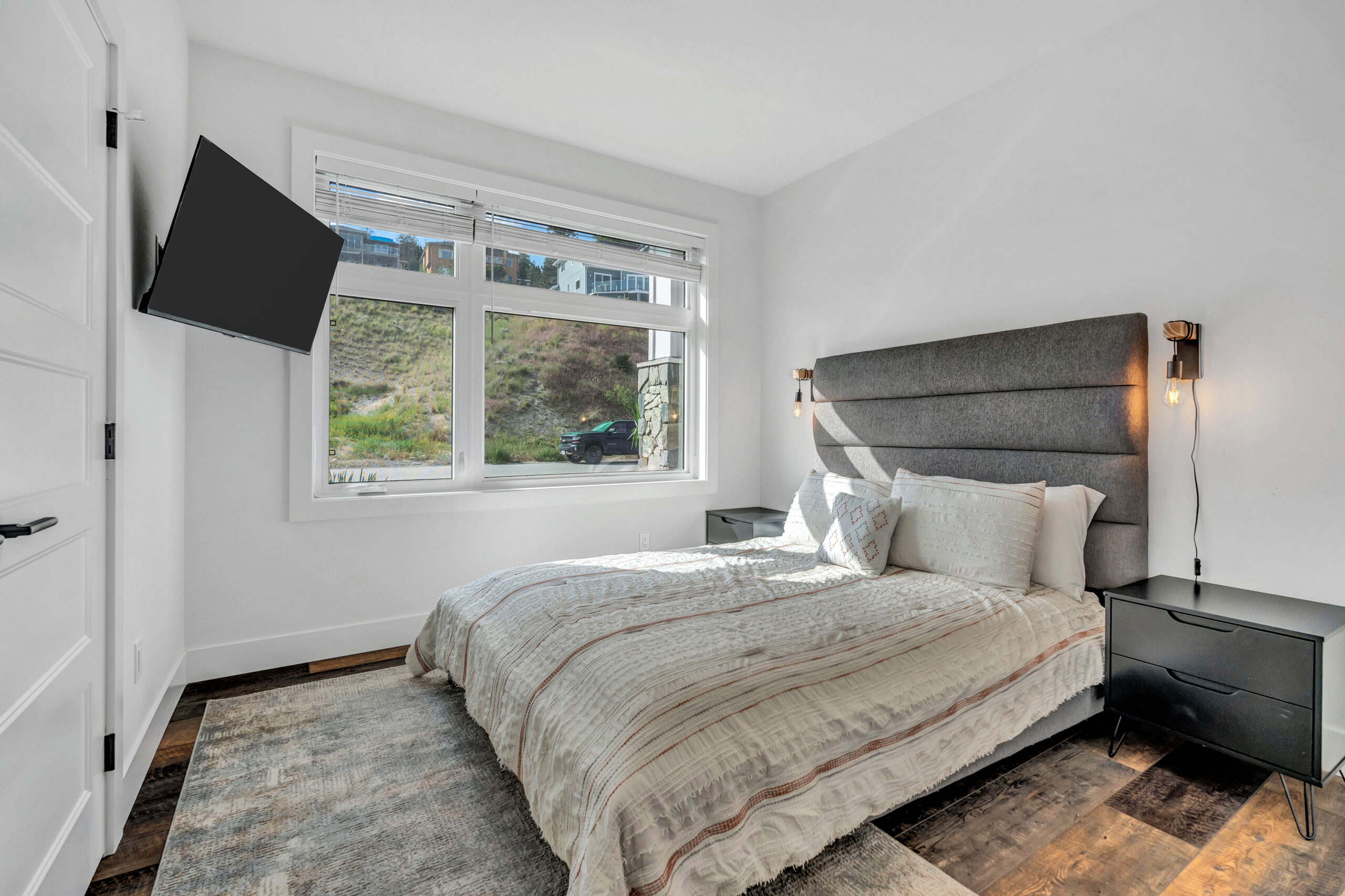 2129 Ensign Quay West Kelowna V4T 1V1