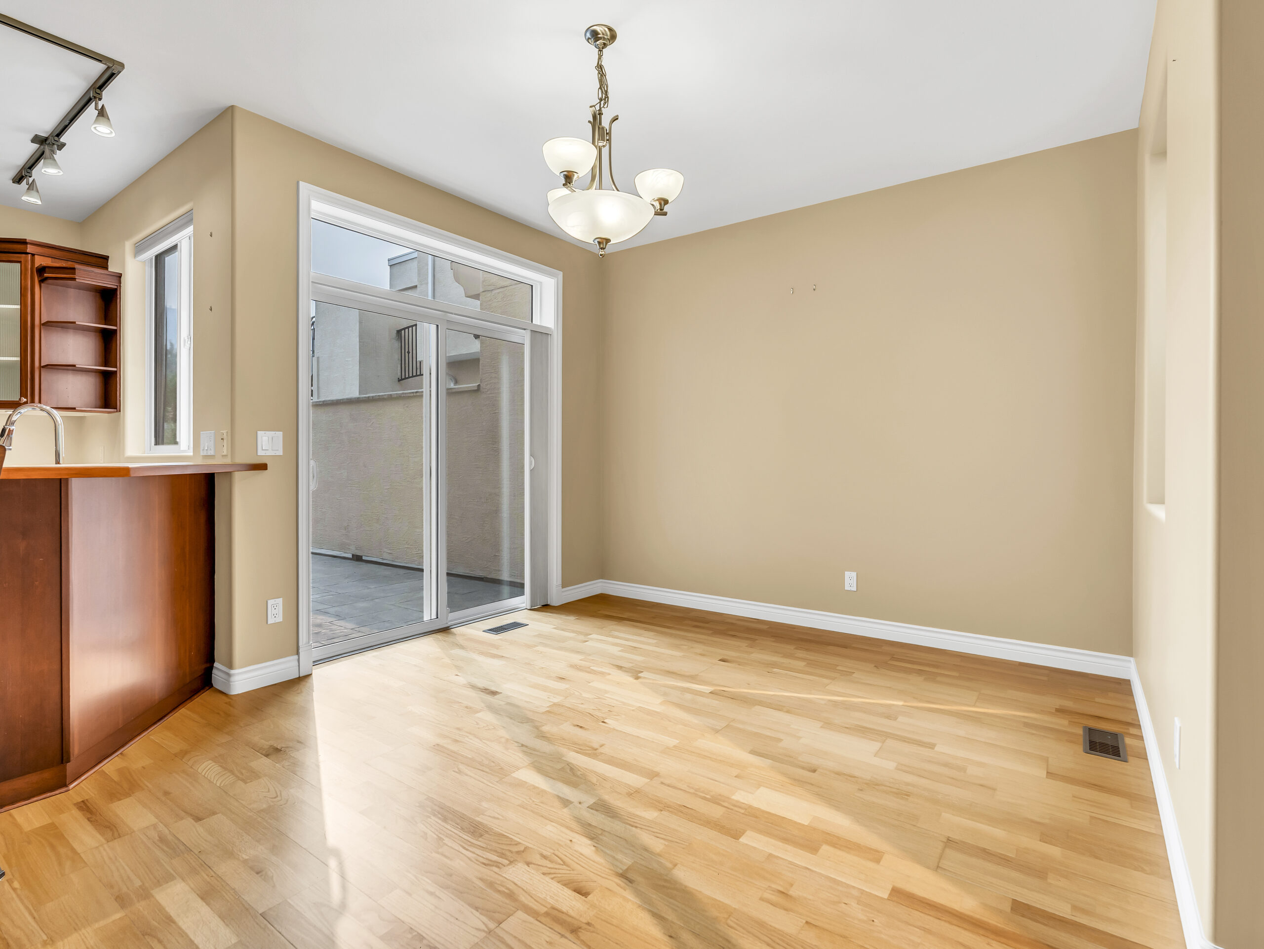240 Yorkton Avenue 104 Penticton V2A 3V2
