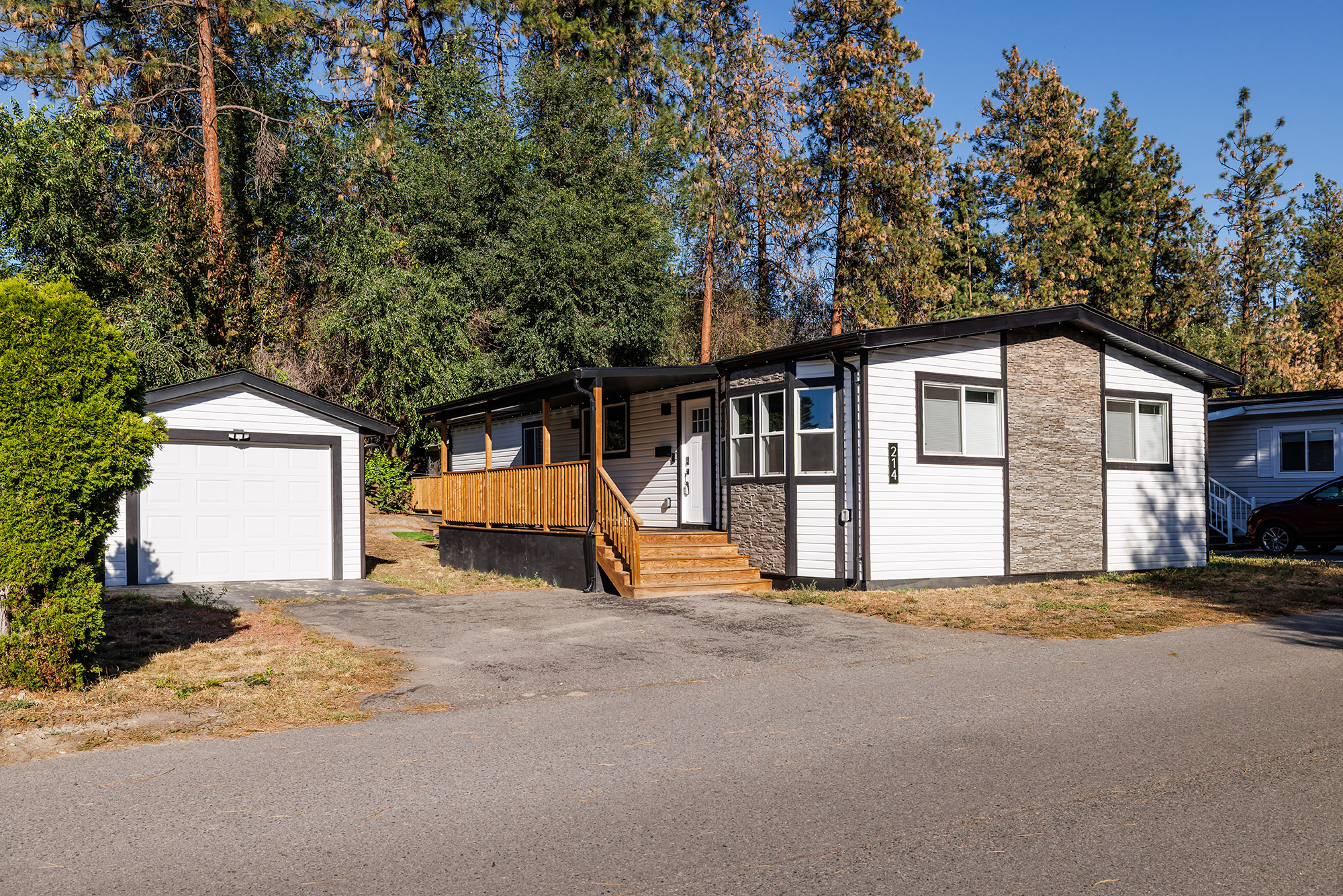 1999 Hwy 97 South 214 West Kelowna V1Z 1B2