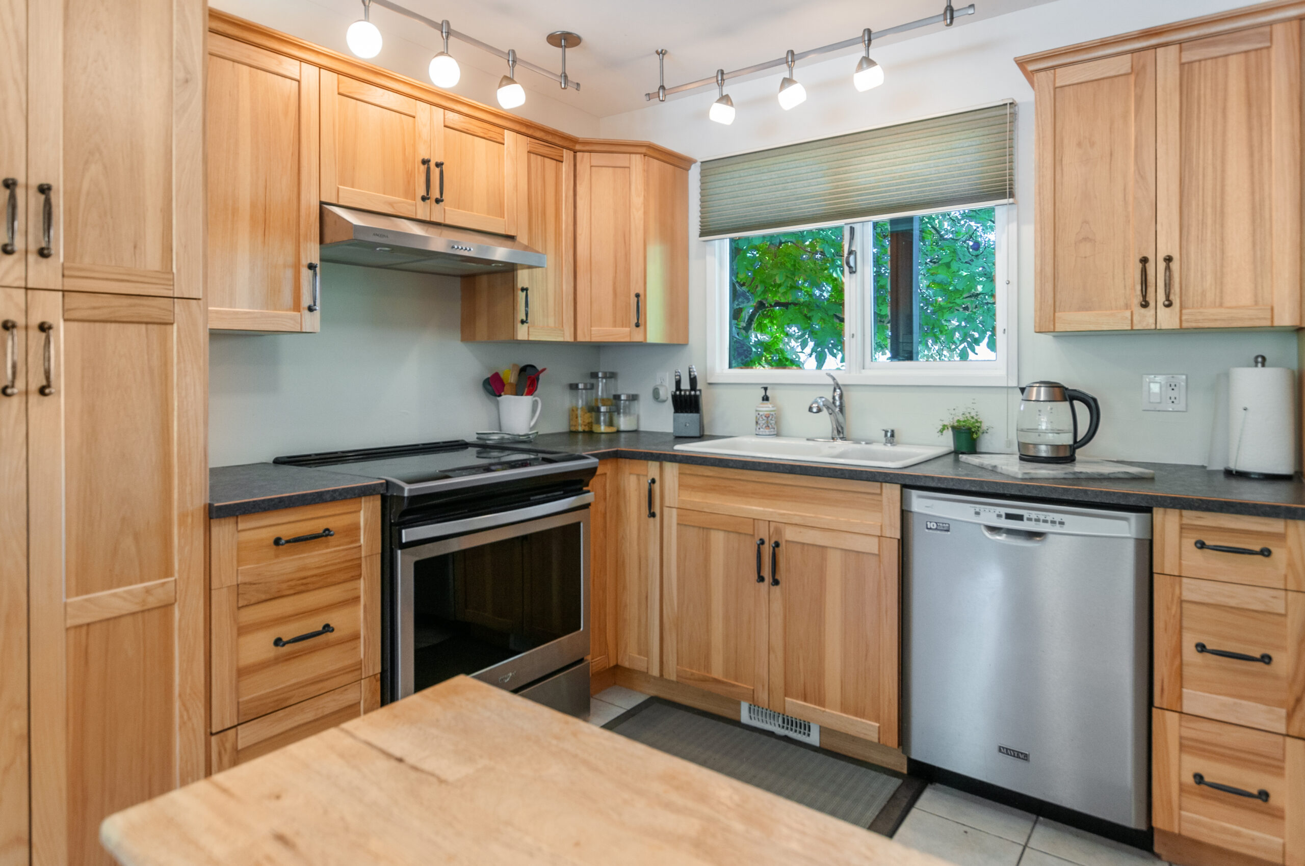 3575 Valleyview Road Penticton V2A 8W9