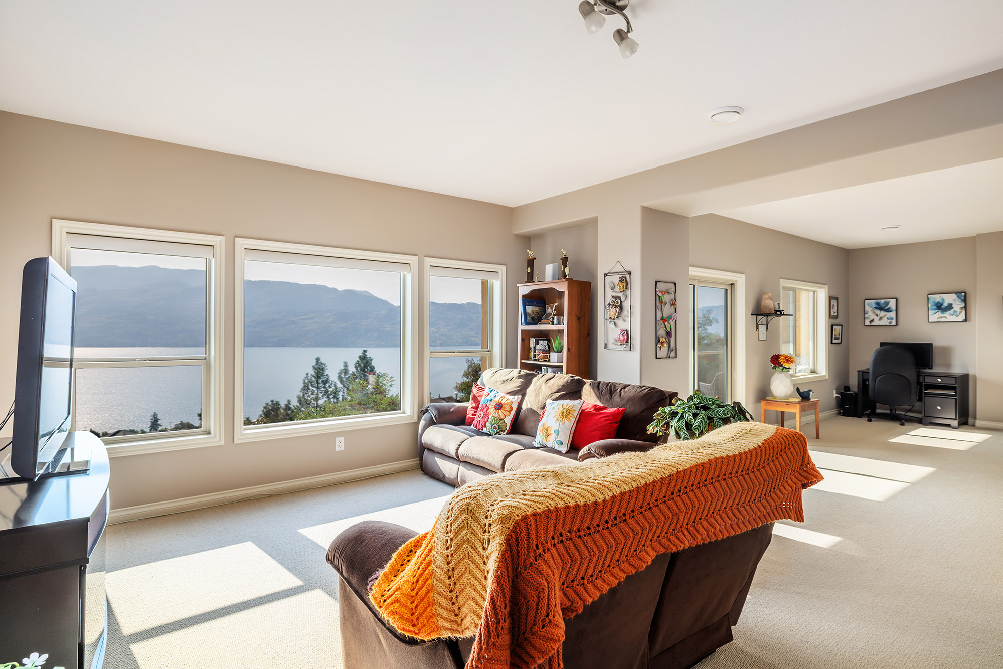 5165 Trepanier Bench Road 229 Peachland V0H 1X2