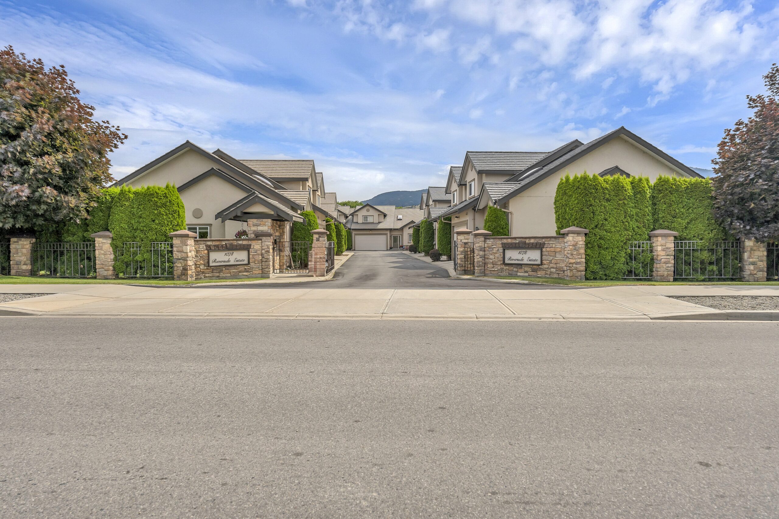 1078 Burnaby Avenue 105 Penticton V2A 1G8