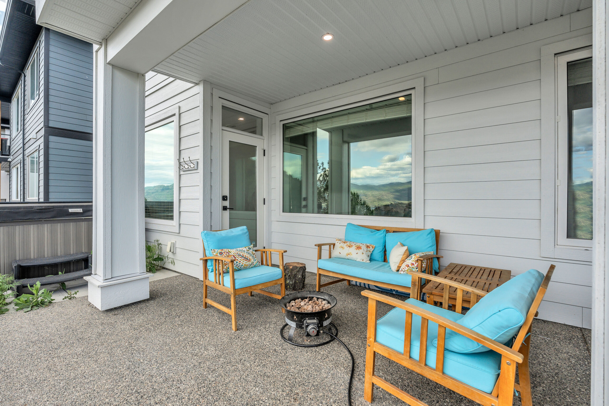 2129 Ensign Quay West Kelowna V4T 1V1