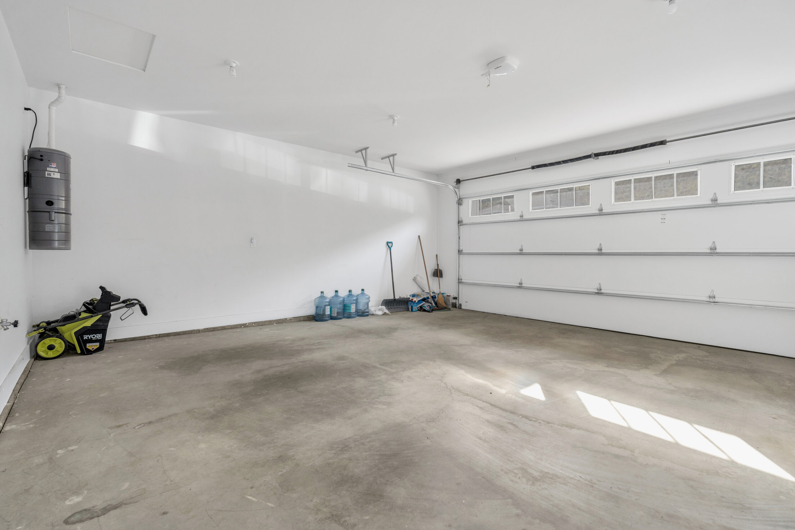 2129 Ensign Quay West Kelowna V4T 1V1