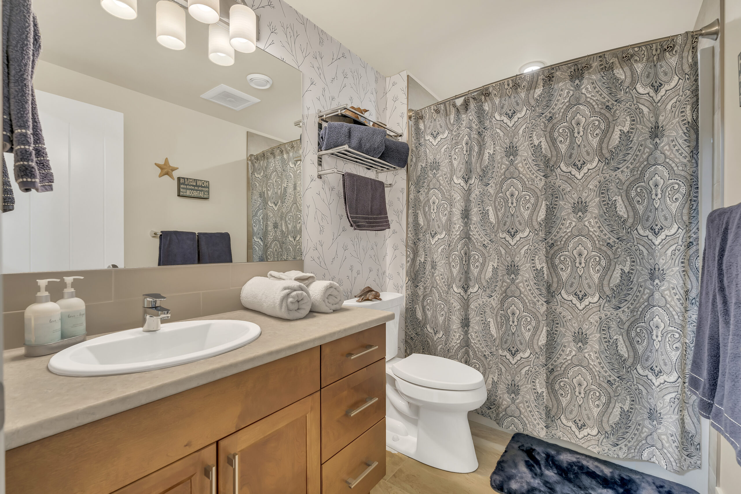 2078 Lawrence Avenue Penticton V2A 2G6