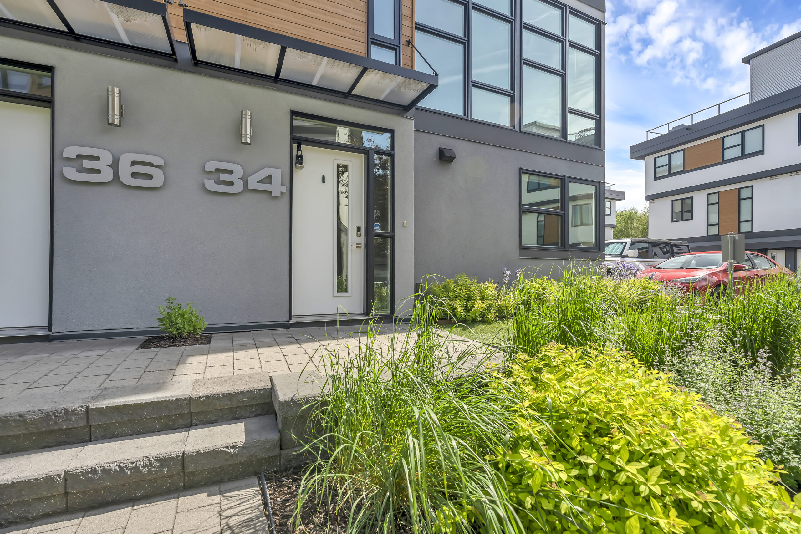 1515 Highland Drive N 34 Kelowna V1Y 0C9