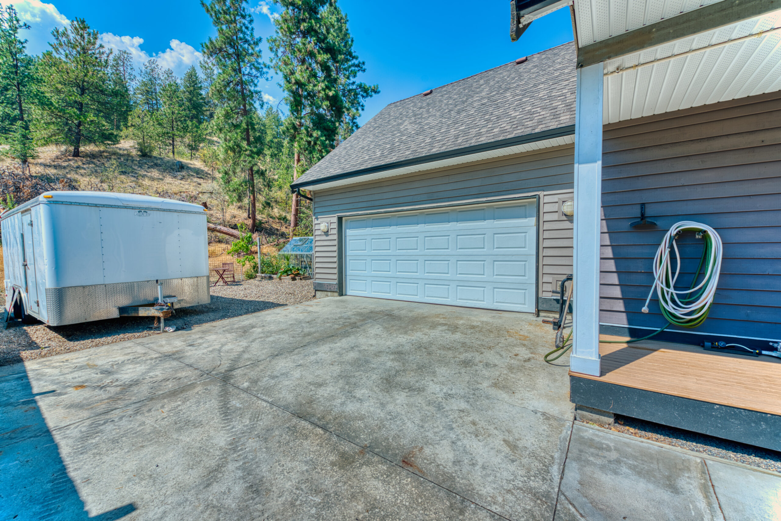 7372 Fintry Delta Road Kelowna V1Z 3V2
