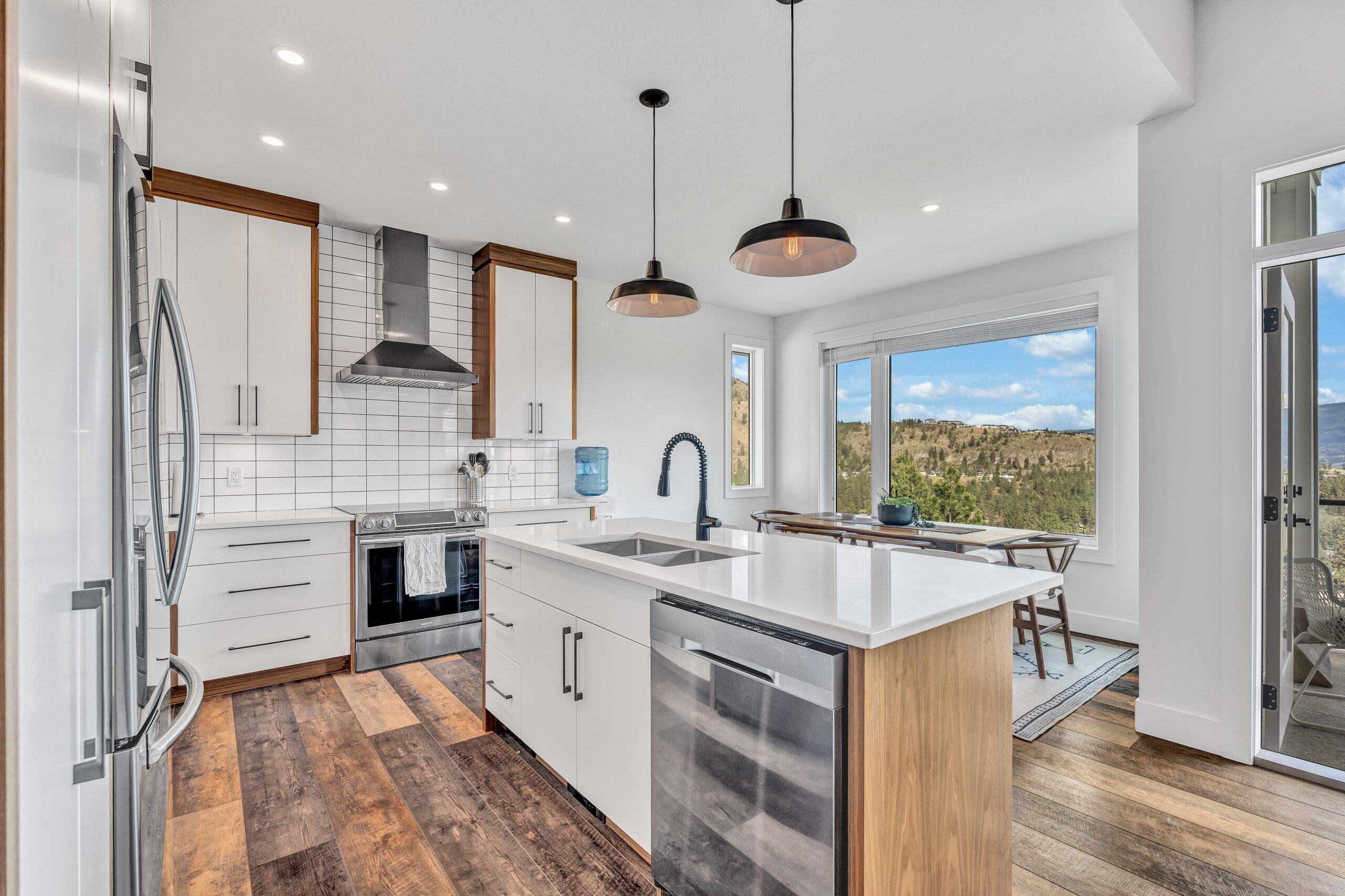 2129 Ensign Quay West Kelowna V4T 1V1