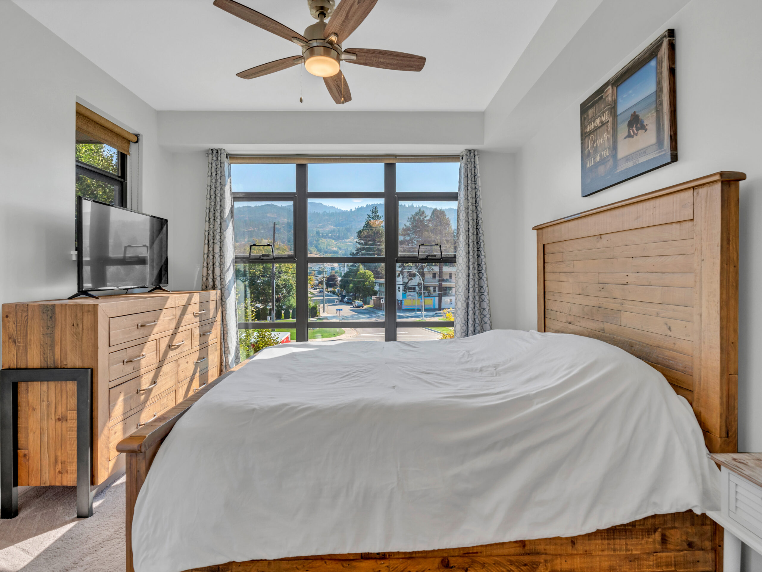 3589 Skaha Lake Road 303 Penticton V2A 7K2