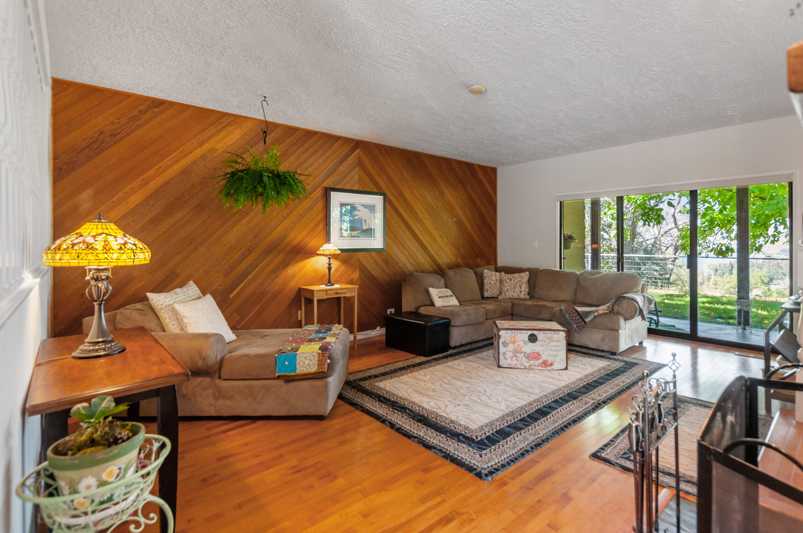 3575 Valleyview Road Penticton V2A 8W9
