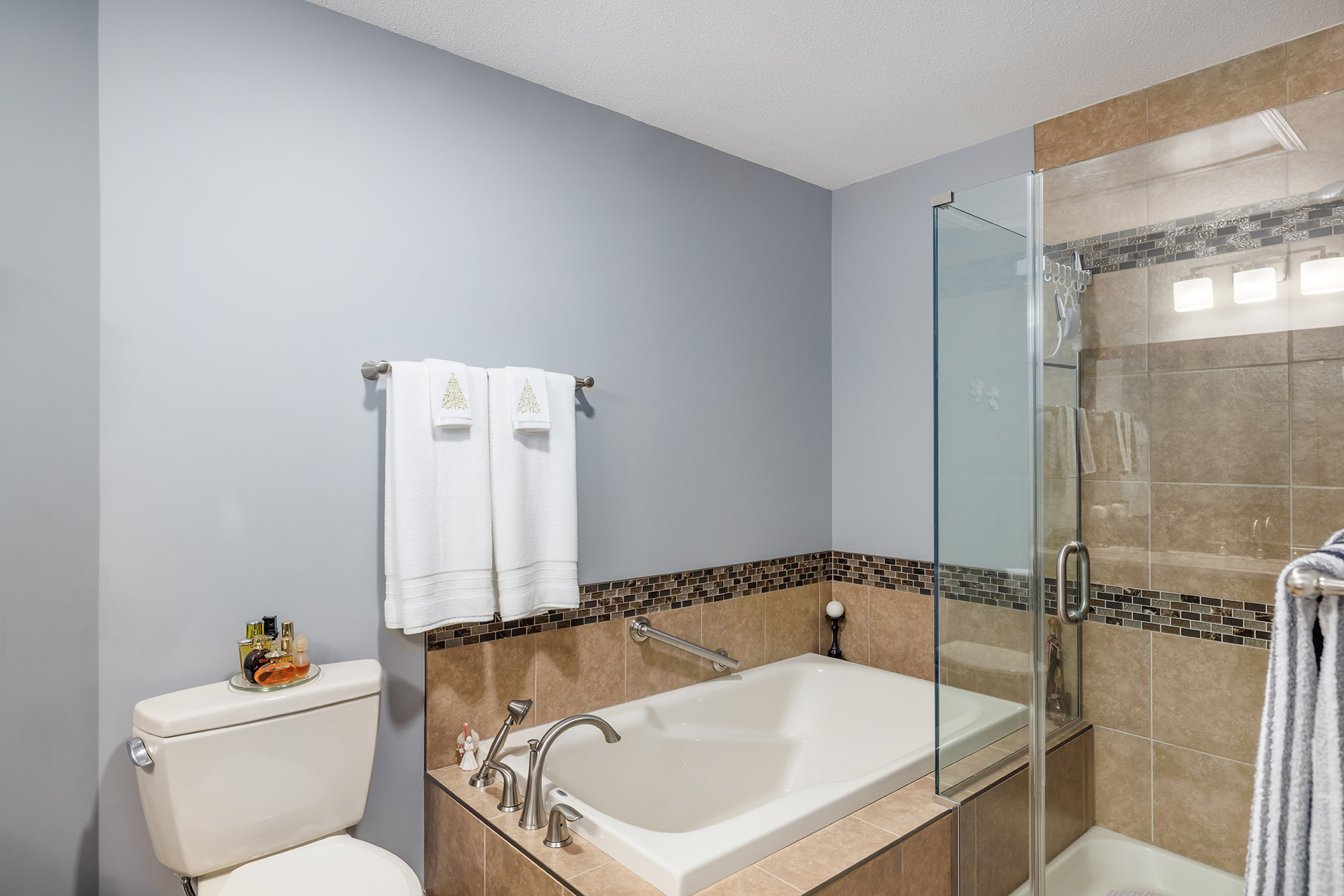 615 Glenmeadows Road 64 Kelowna V1V 1N9