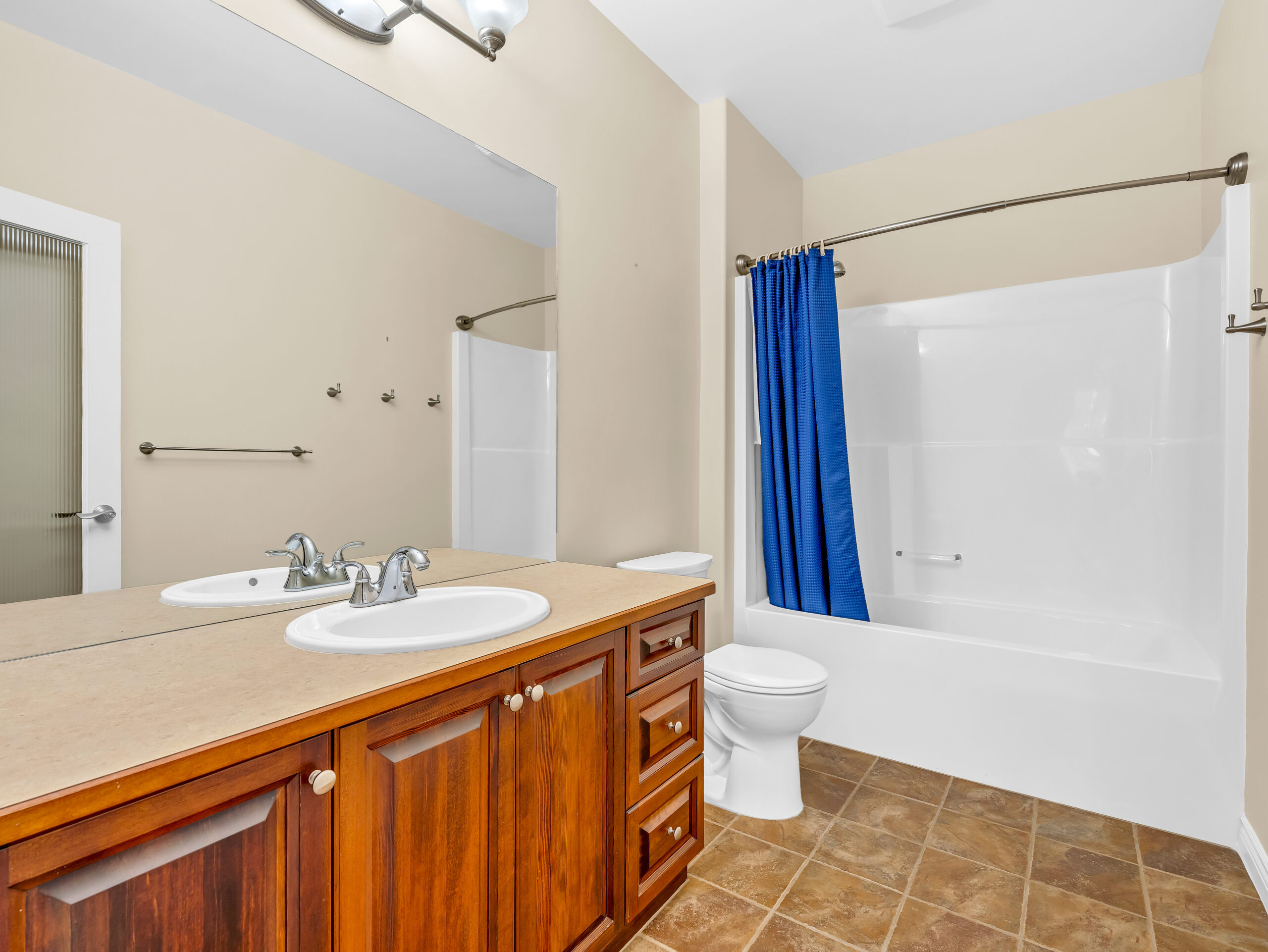 240 Yorkton Avenue 104 Penticton V2A 3V2