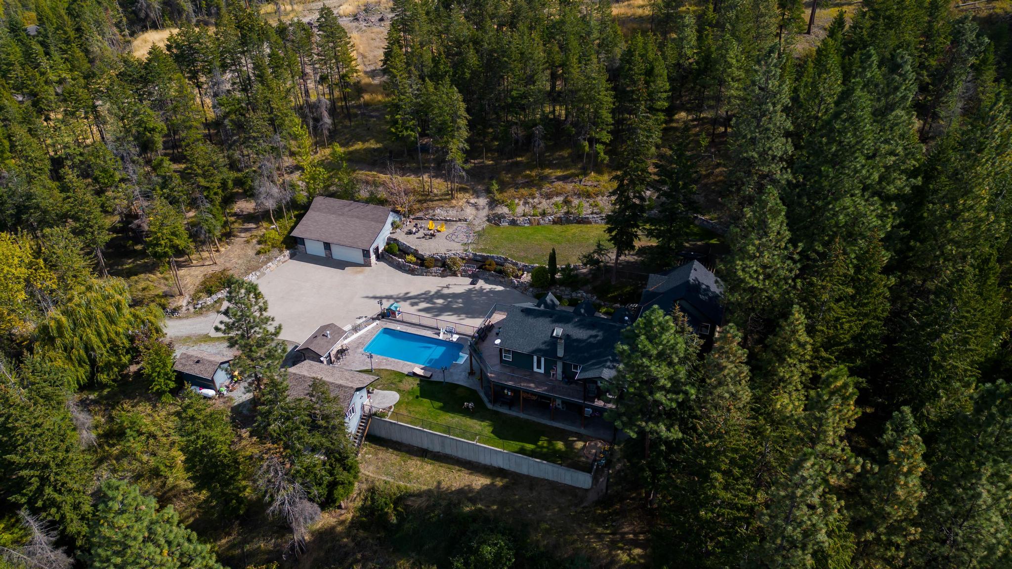 4444 June Springs Road Kelowna V1W 4C8