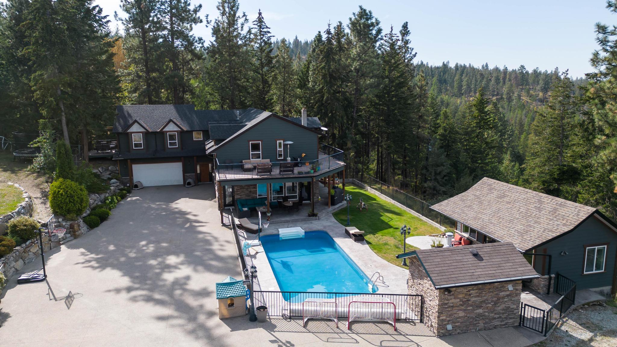 4444 June Springs Road Kelowna V1W 4C8