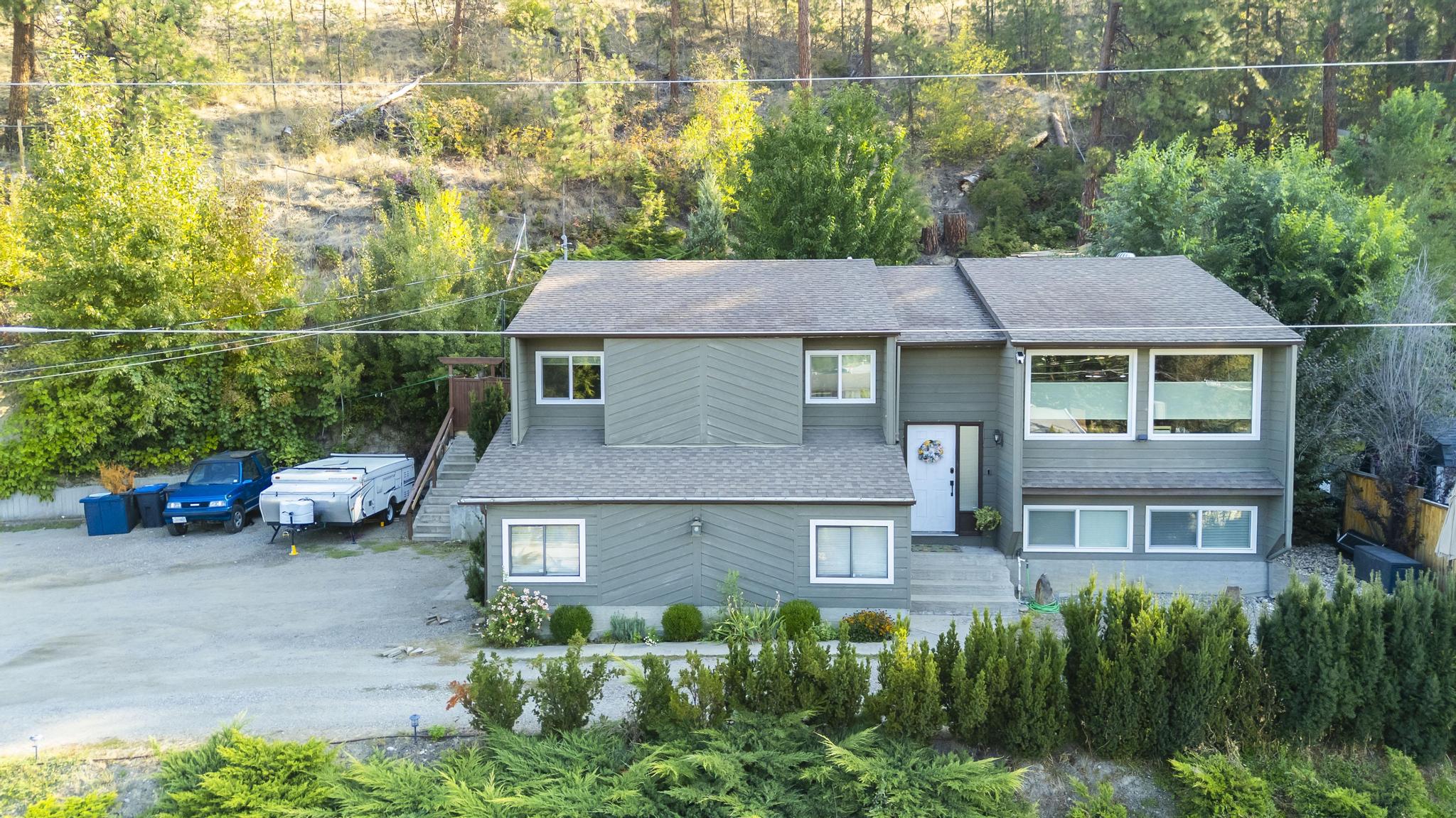 1525 Hollywood Road S Kelowna V1X 4P2