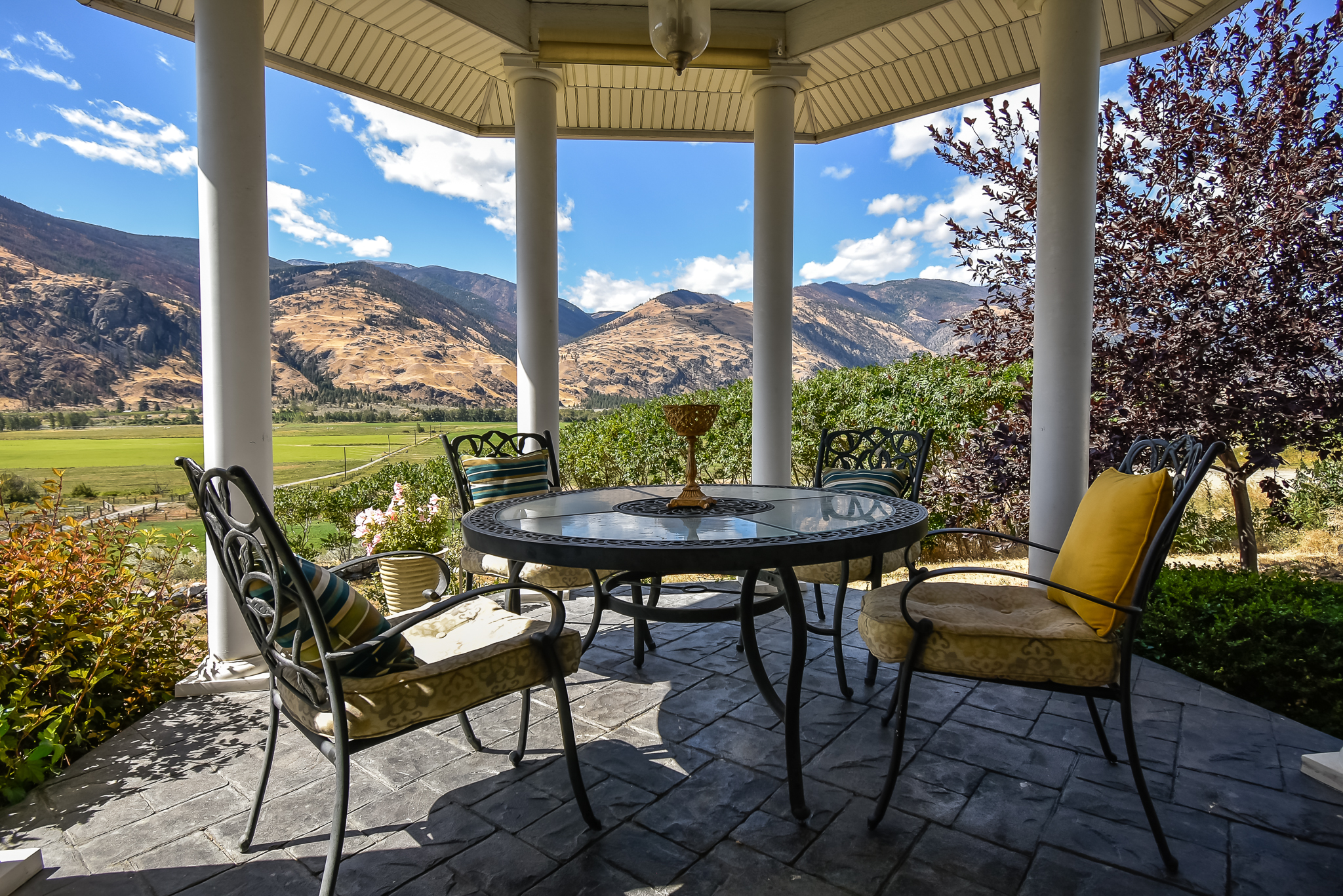 1143 Highway 3 Cawston V0X 1C3