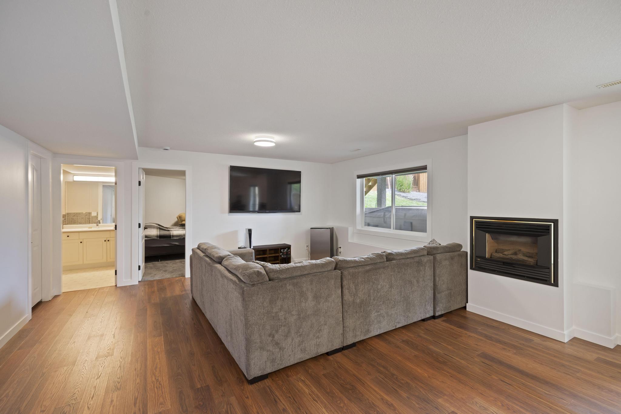 3149 Shetler Drive West Kelowna V4T 1M4