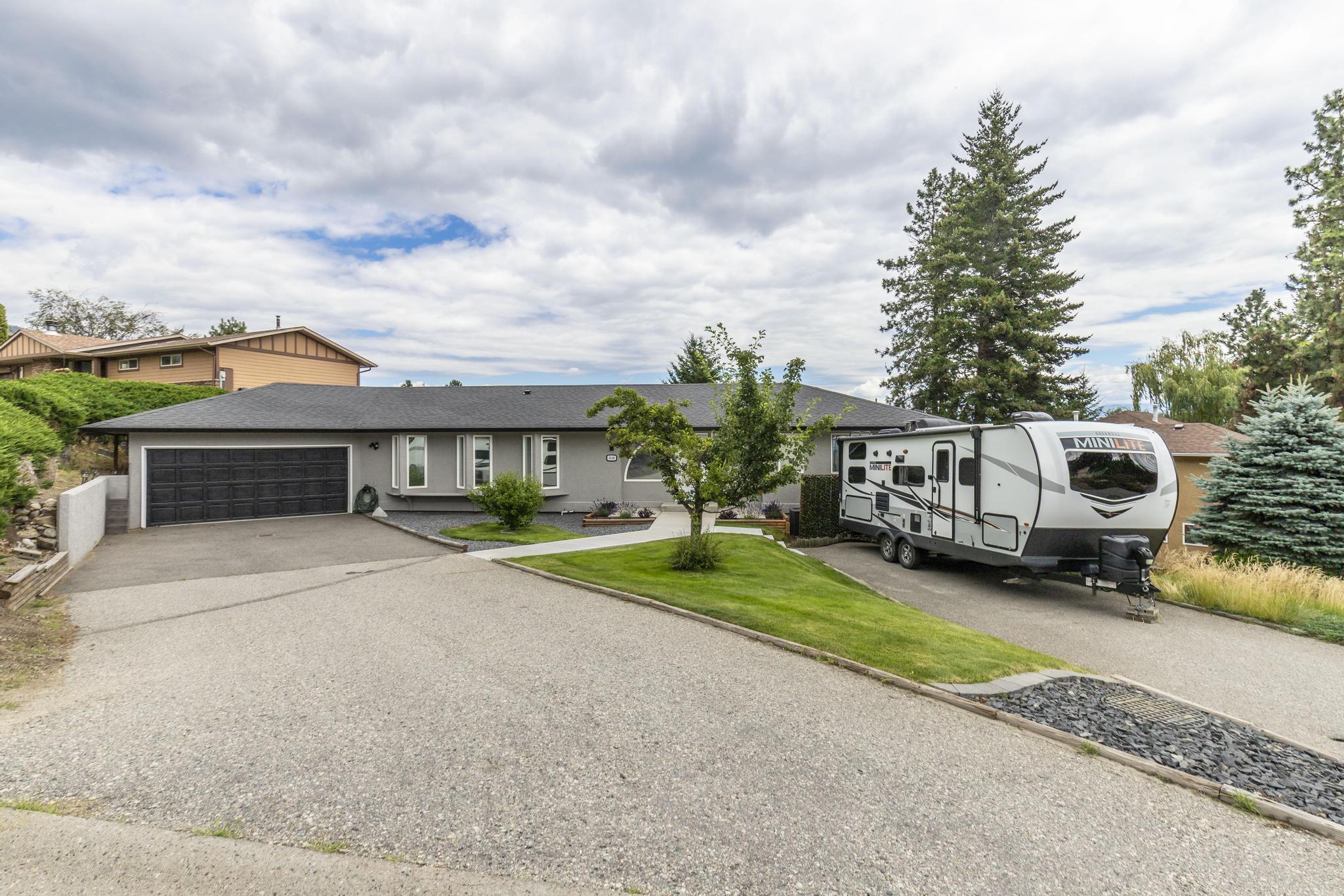 3149 Shetler Drive West Kelowna V4T 1M4