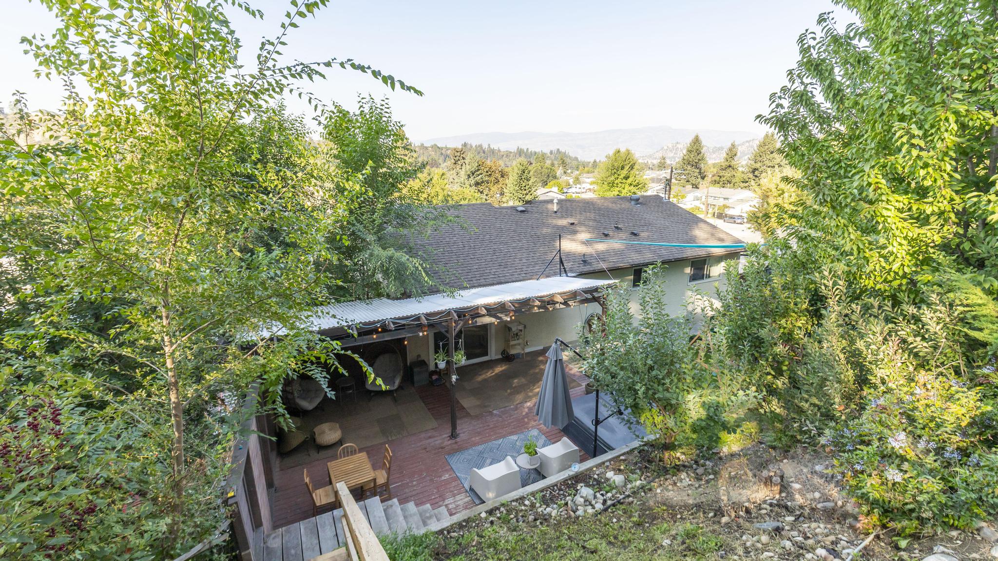 1525 Hollywood Road S Kelowna V1X 4P2