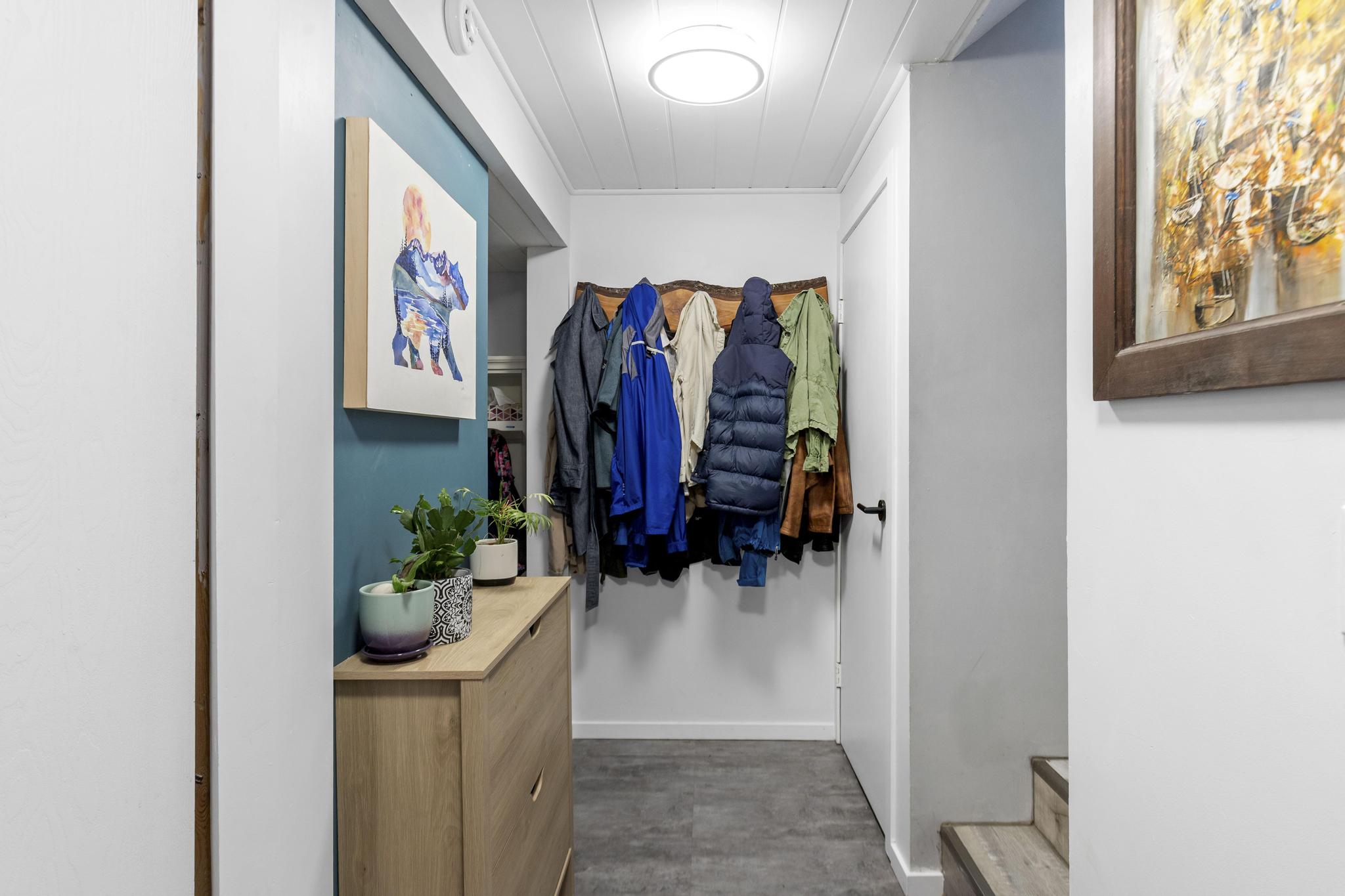 1525 Hollywood Road S Kelowna V1X 4P2