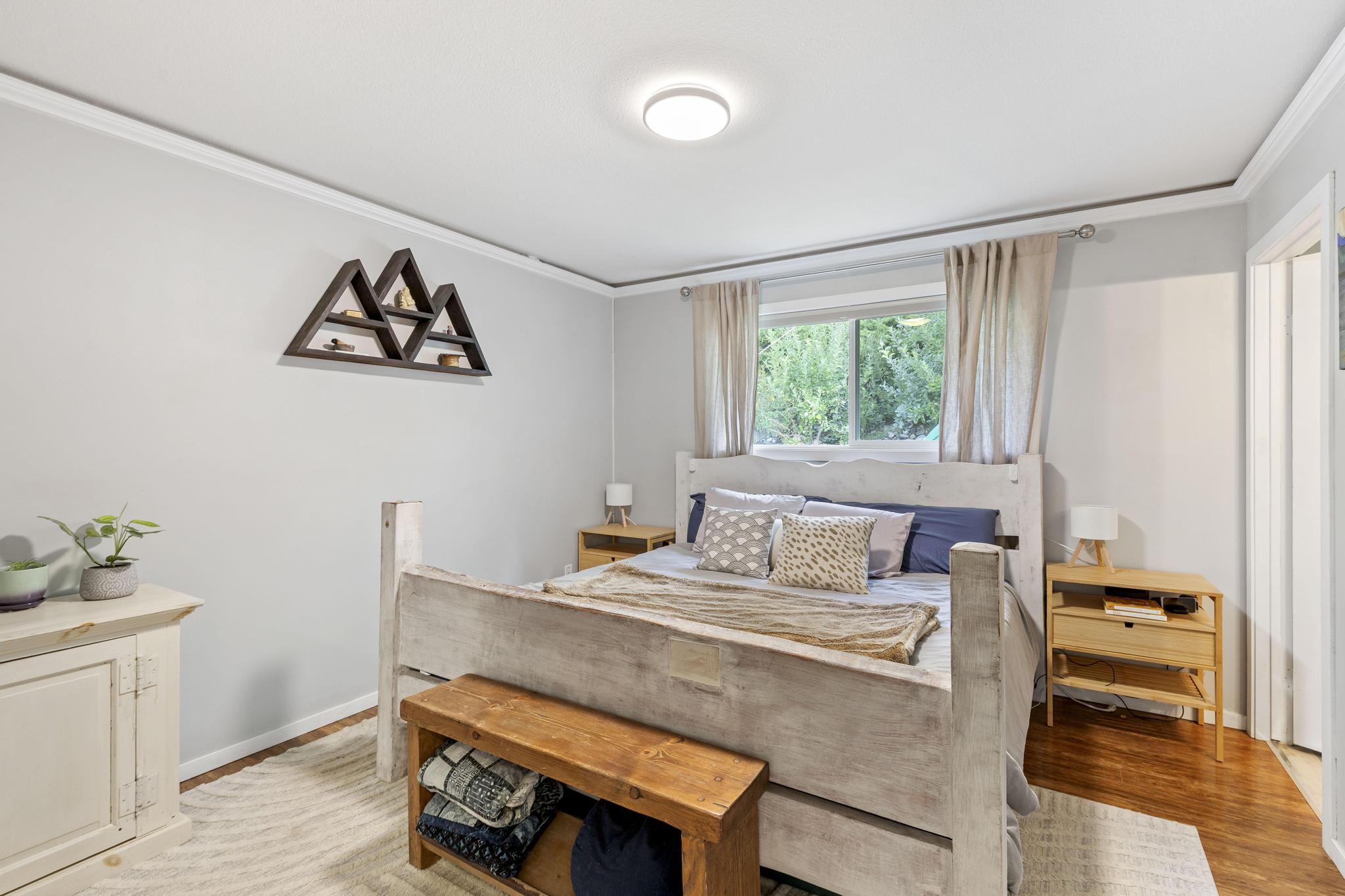 1525 Hollywood Road S Kelowna V1X 4P2