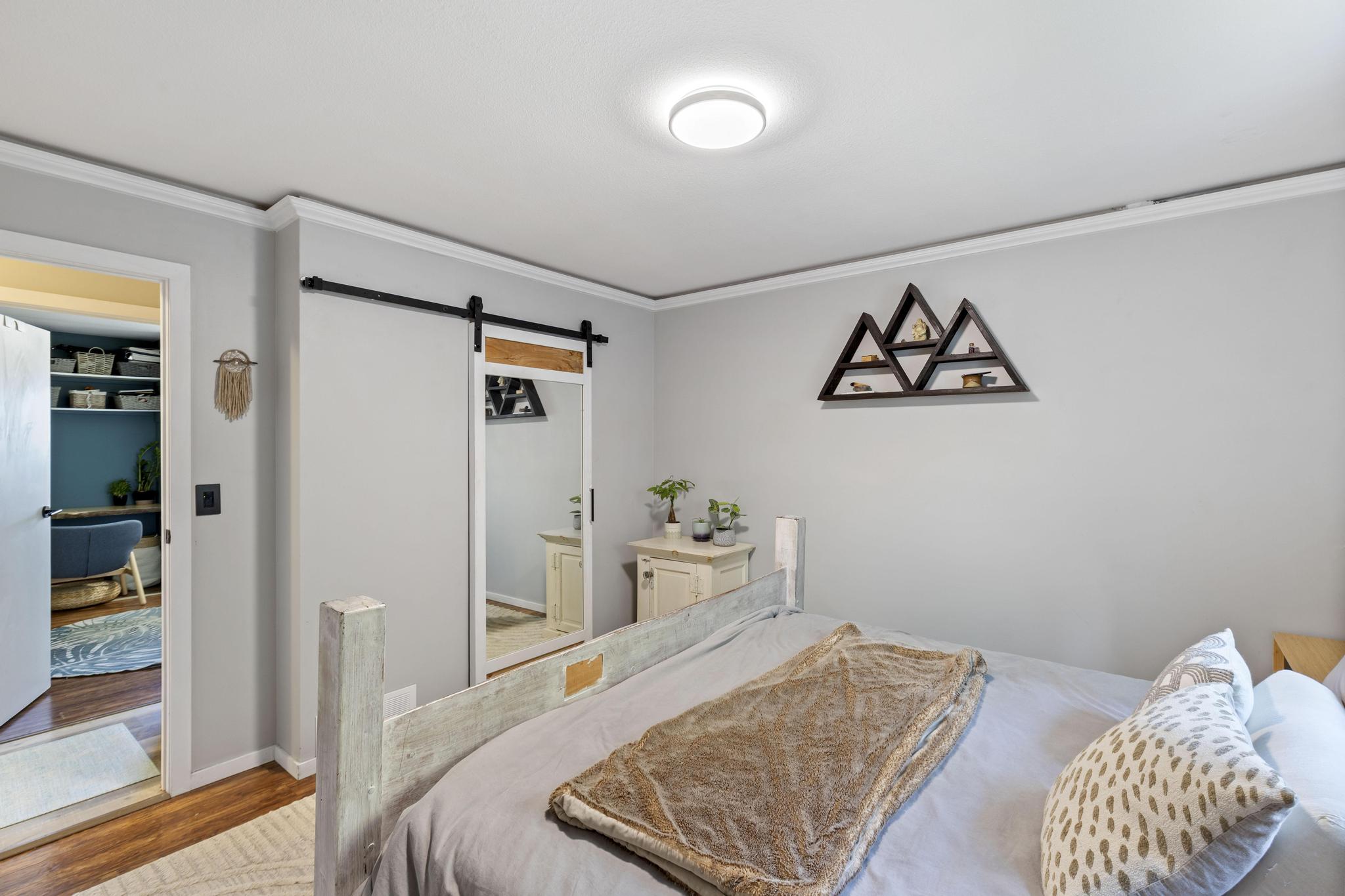 1525 Hollywood Road S Kelowna V1X 4P2