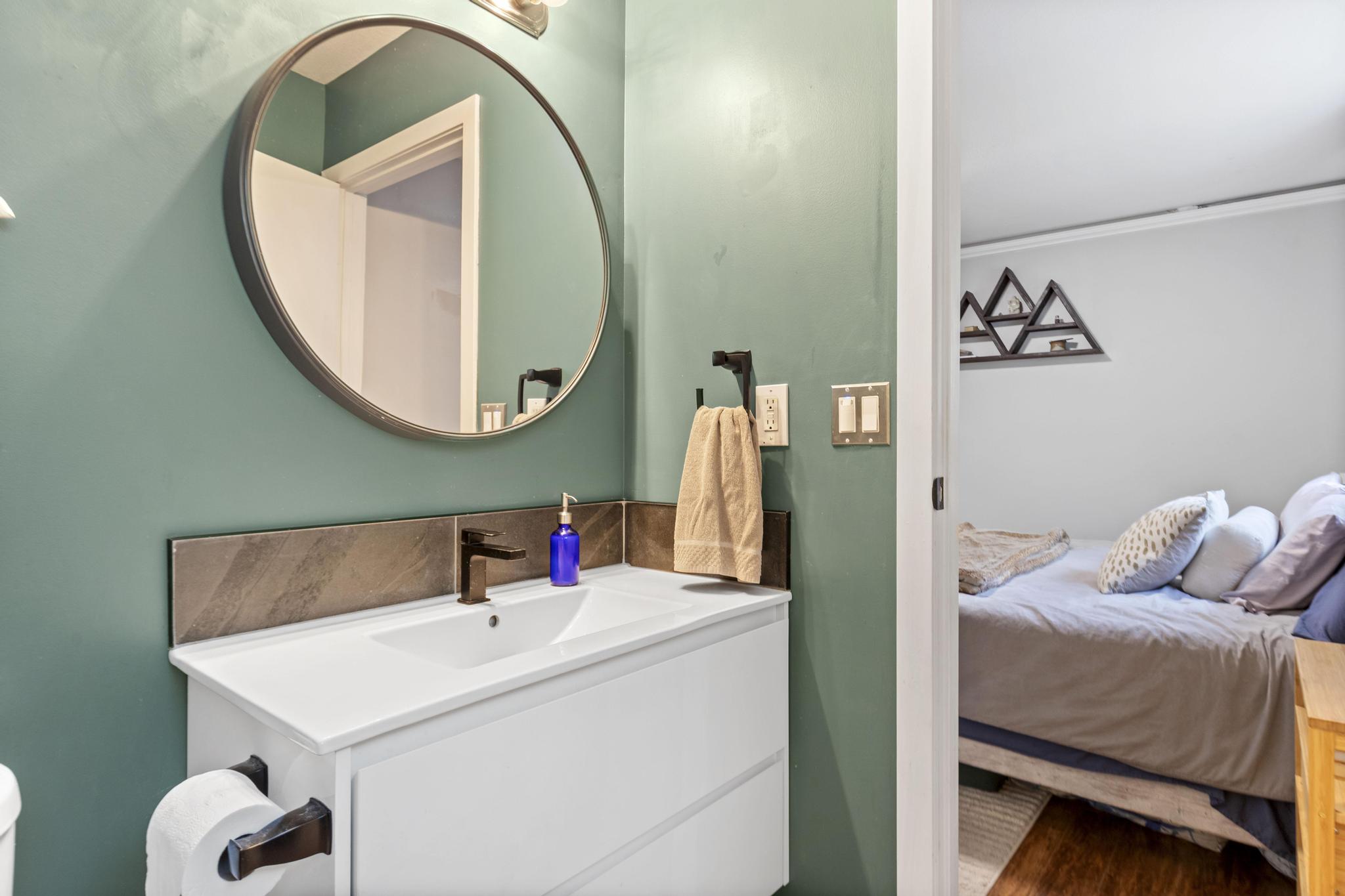 1525 Hollywood Road S Kelowna V1X 4P2