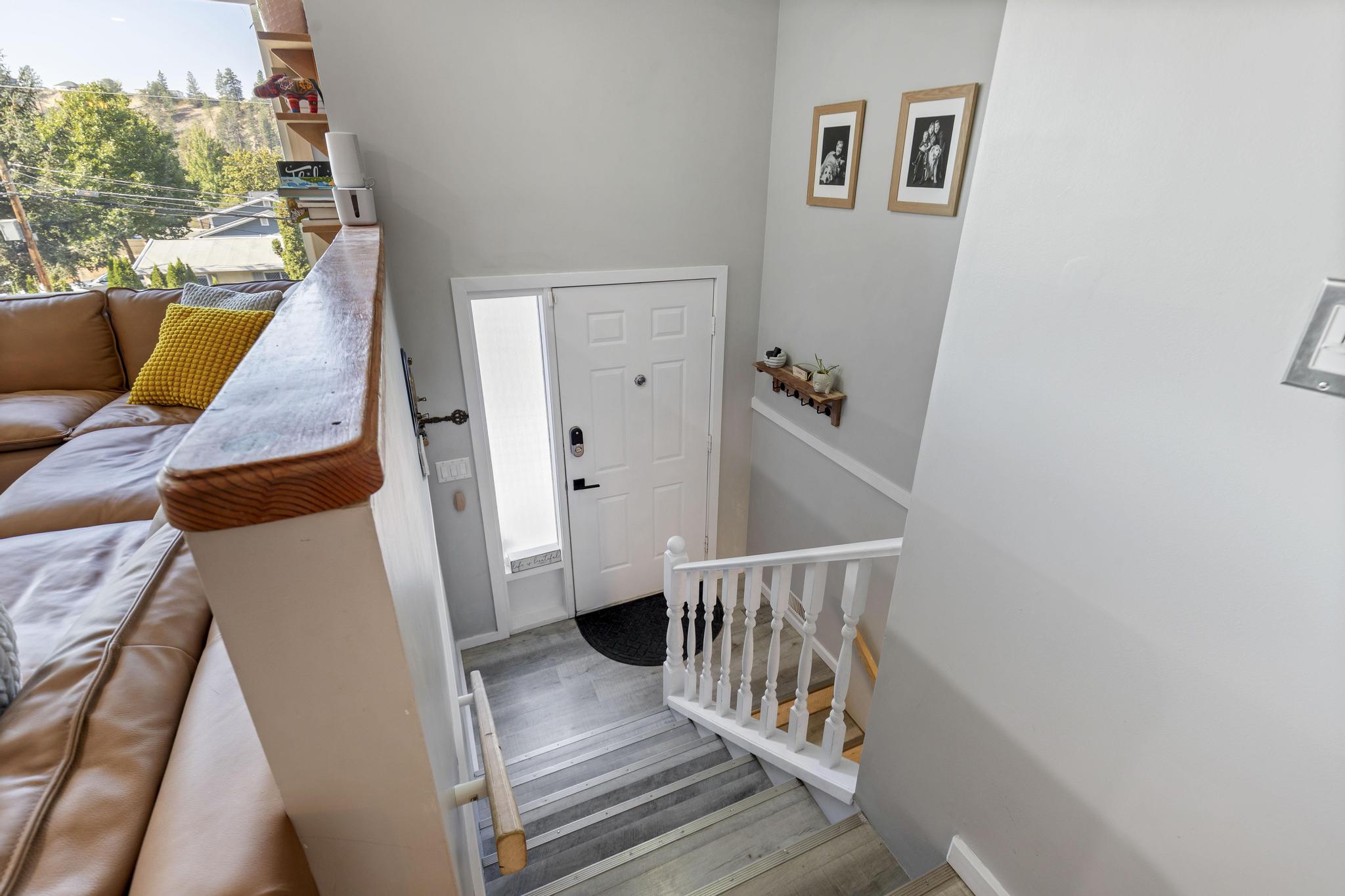 1525 Hollywood Road S Kelowna V1X 4P2
