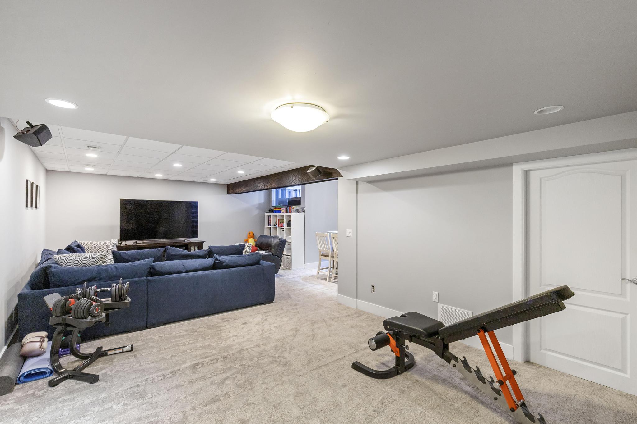 2220 Shannon Ridge Drive 109 West Kelowna V4T 2T6