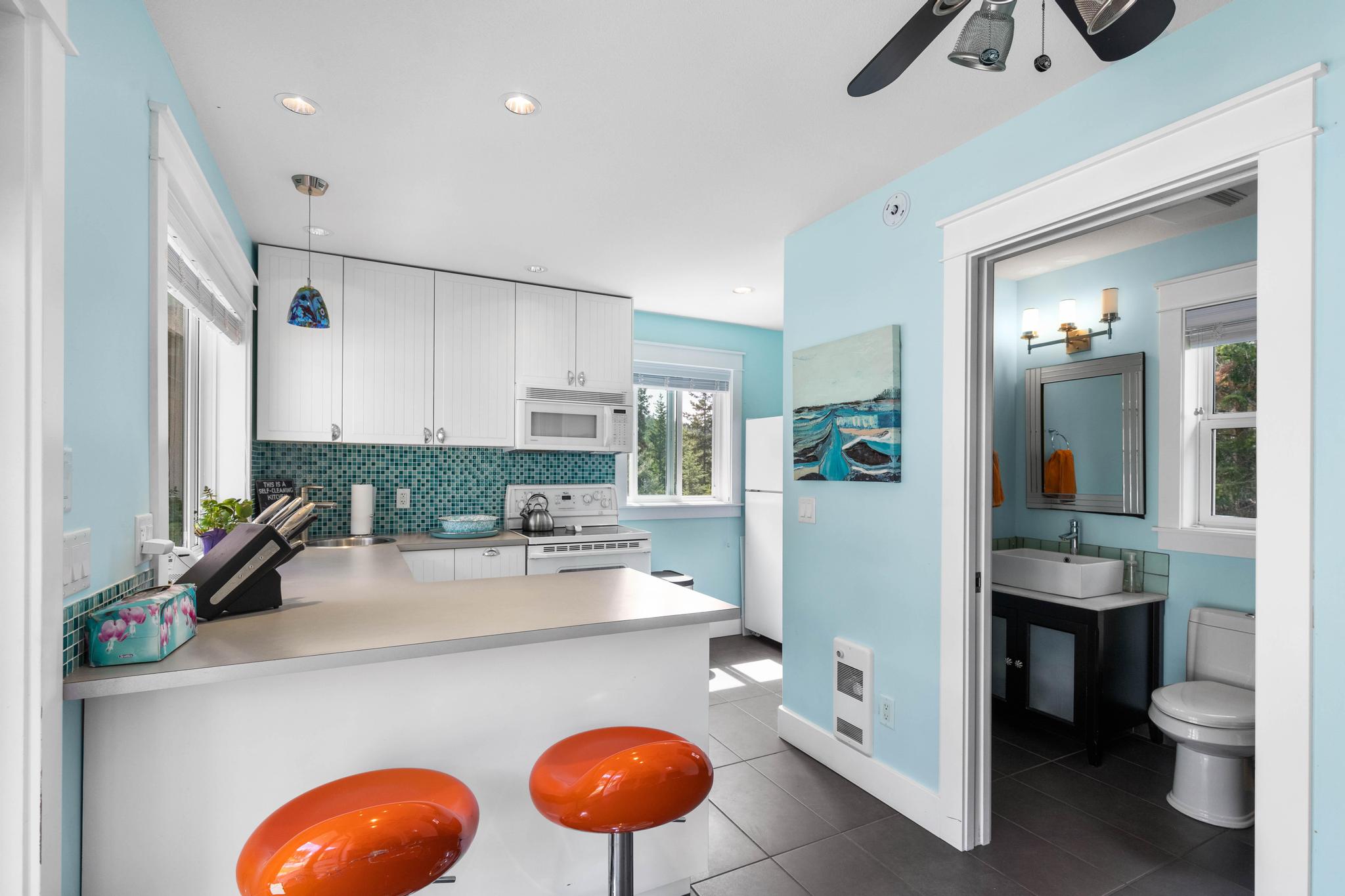 4444 June Springs Road Kelowna V1W 4C8