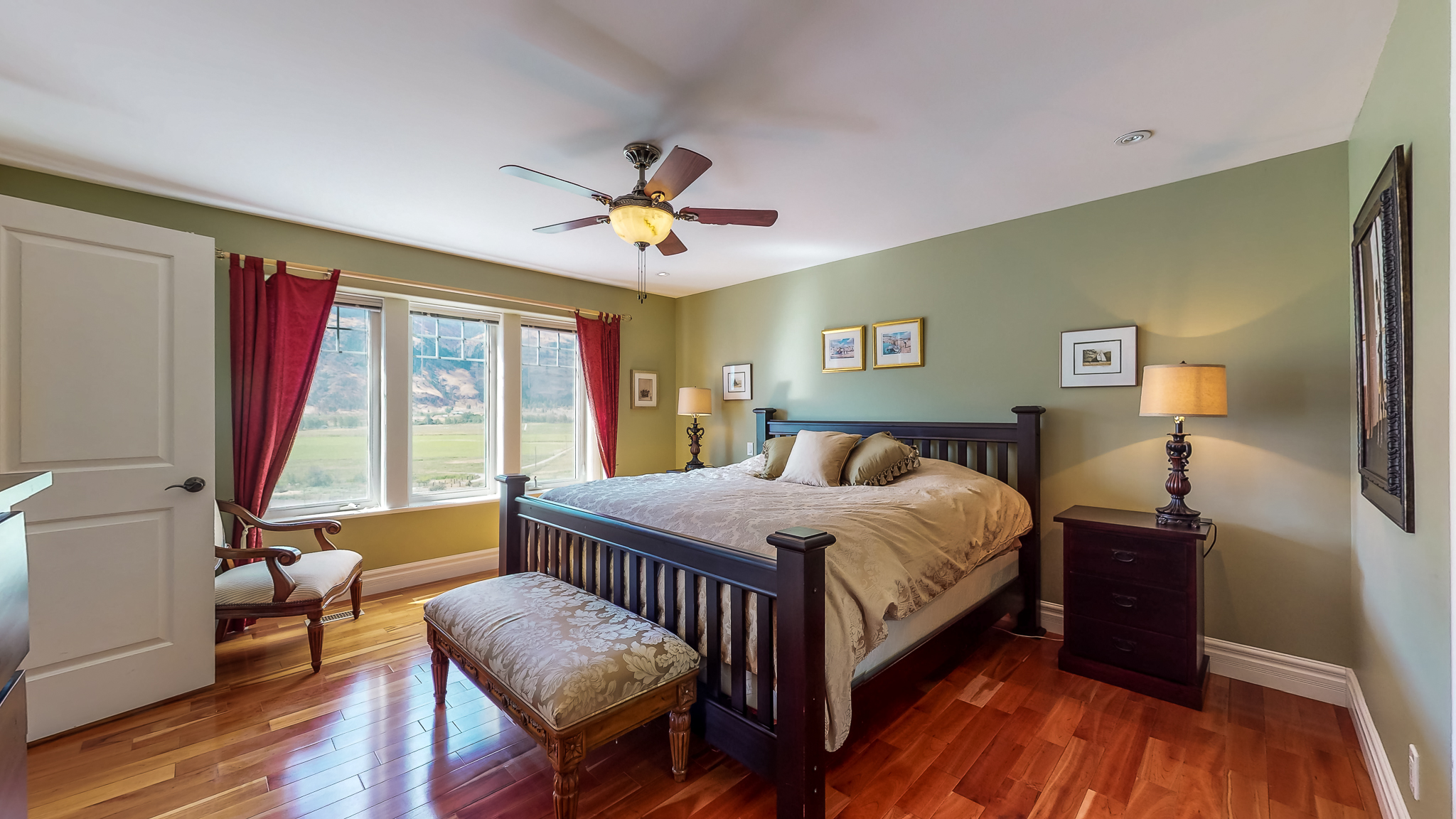 1143 Highway 3 Cawston V0X 1C3