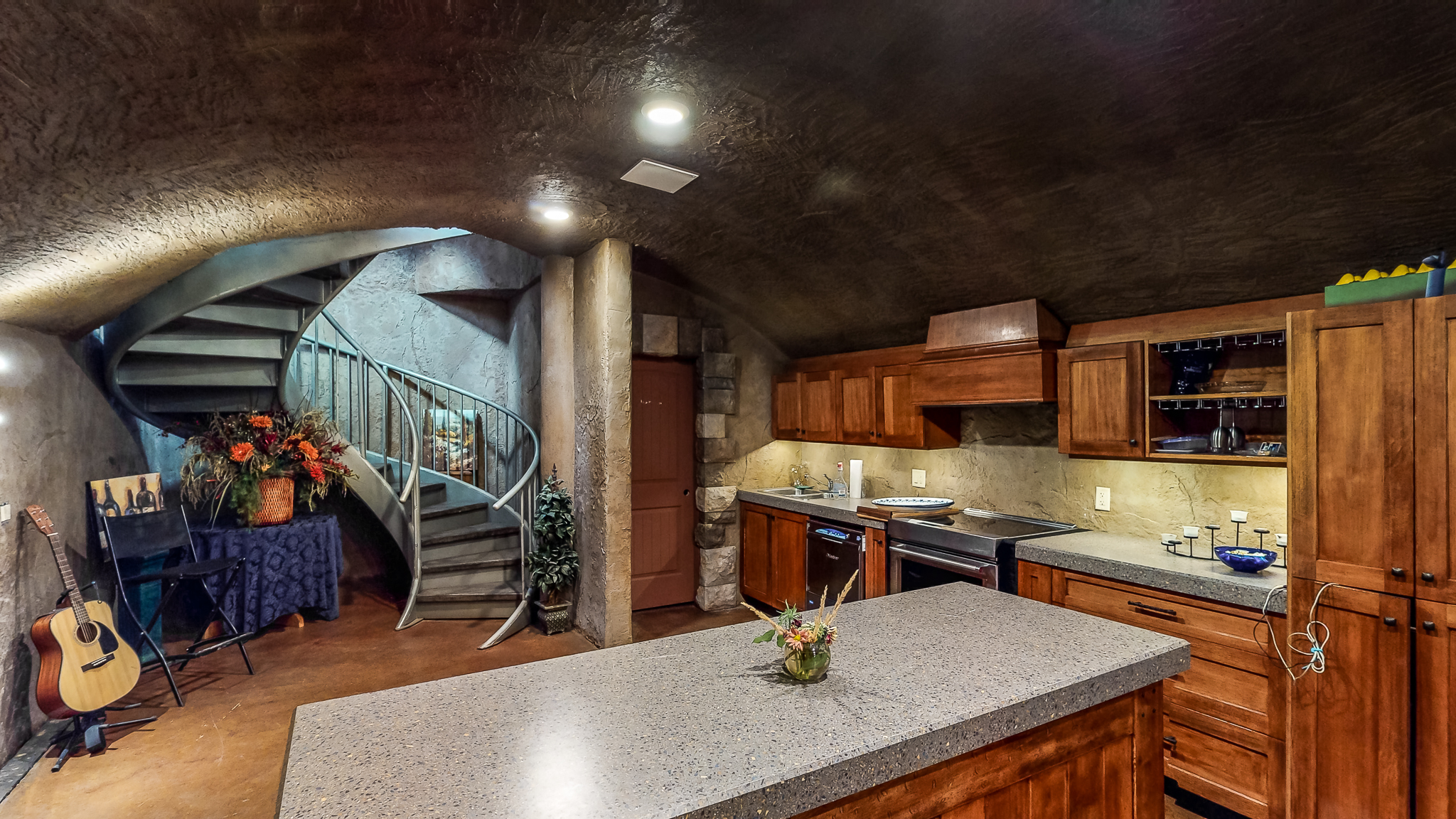 1143 Highway 3 Cawston V0X 1C3