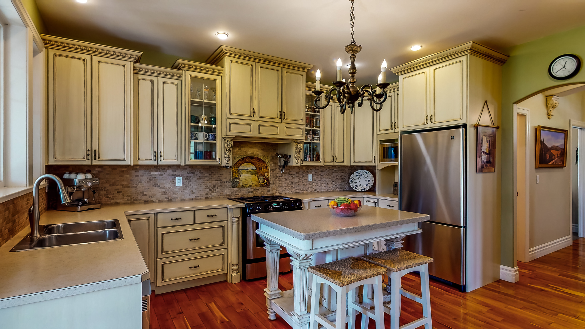 1143 Highway 3 Cawston V0X 1C3