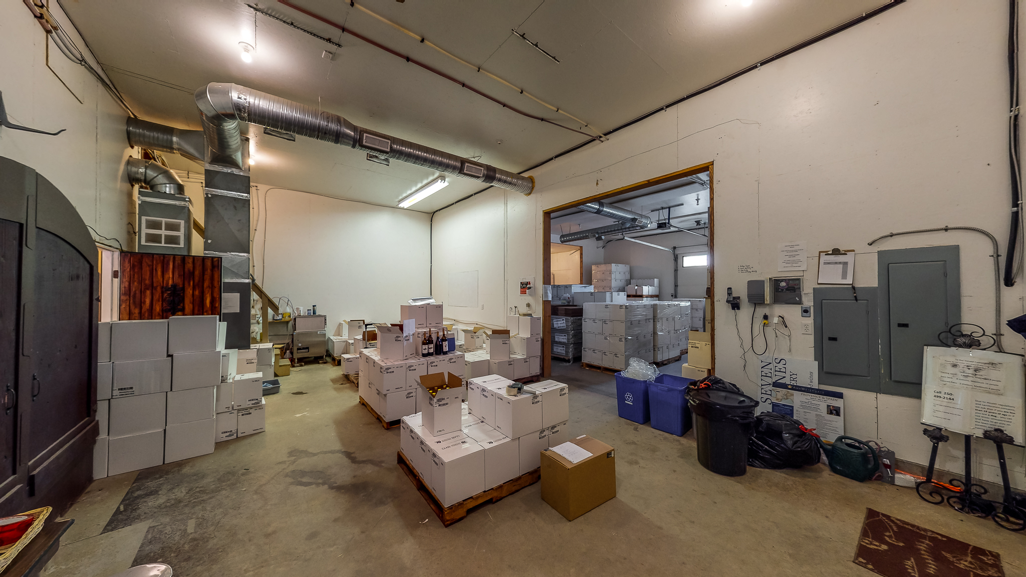 1143 Highway 3 Cawston V0X 1C3