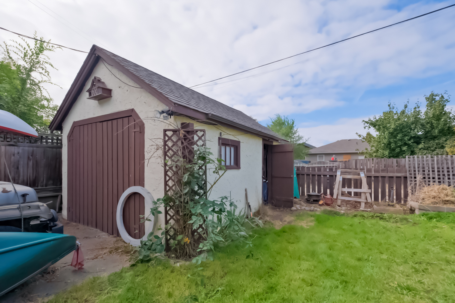 641 Papineau Street Penticton V2A 4X8
