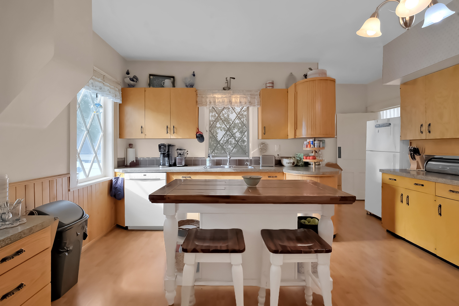 150 Edmonton Avenue Penticton V2A 2G8