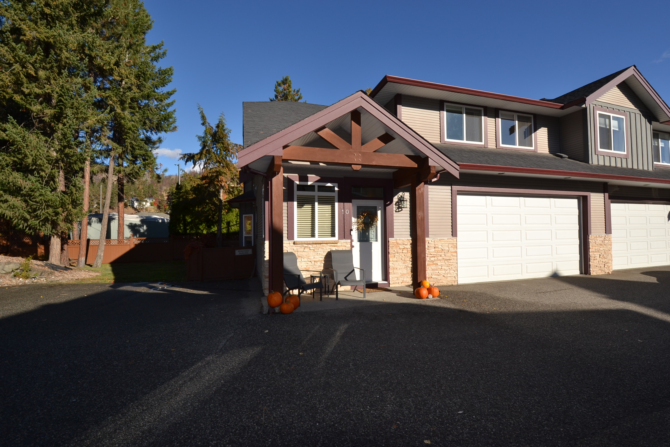 1450  Rose Meadow Drive 10 West Kelowna V1Z 4A4