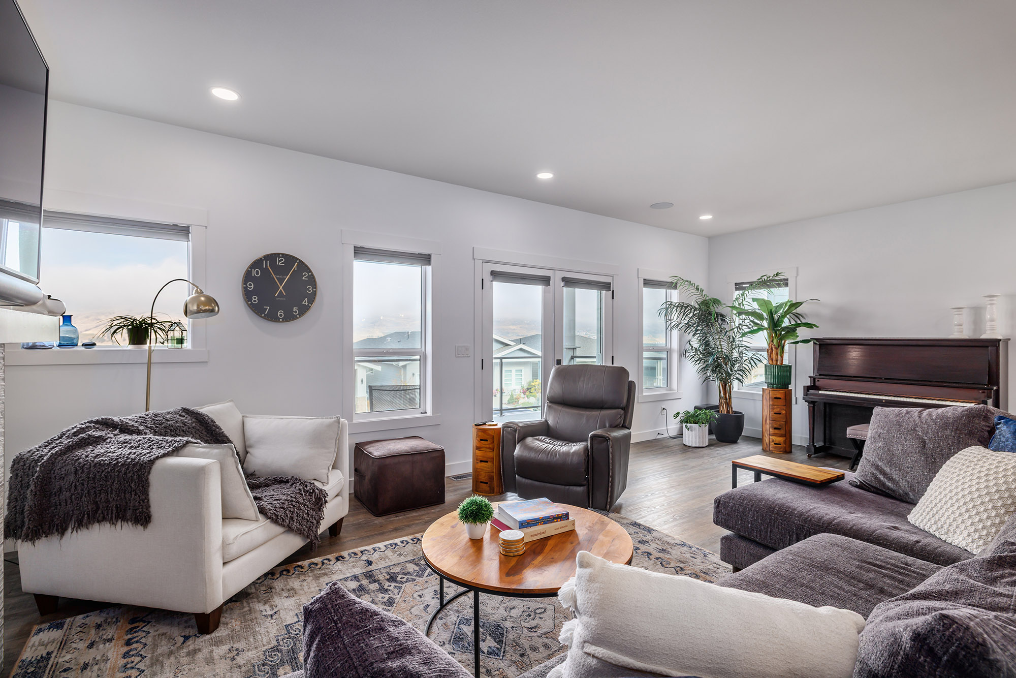 7760 Okanagan Landing Road 125 Vernon V1H 1Z4