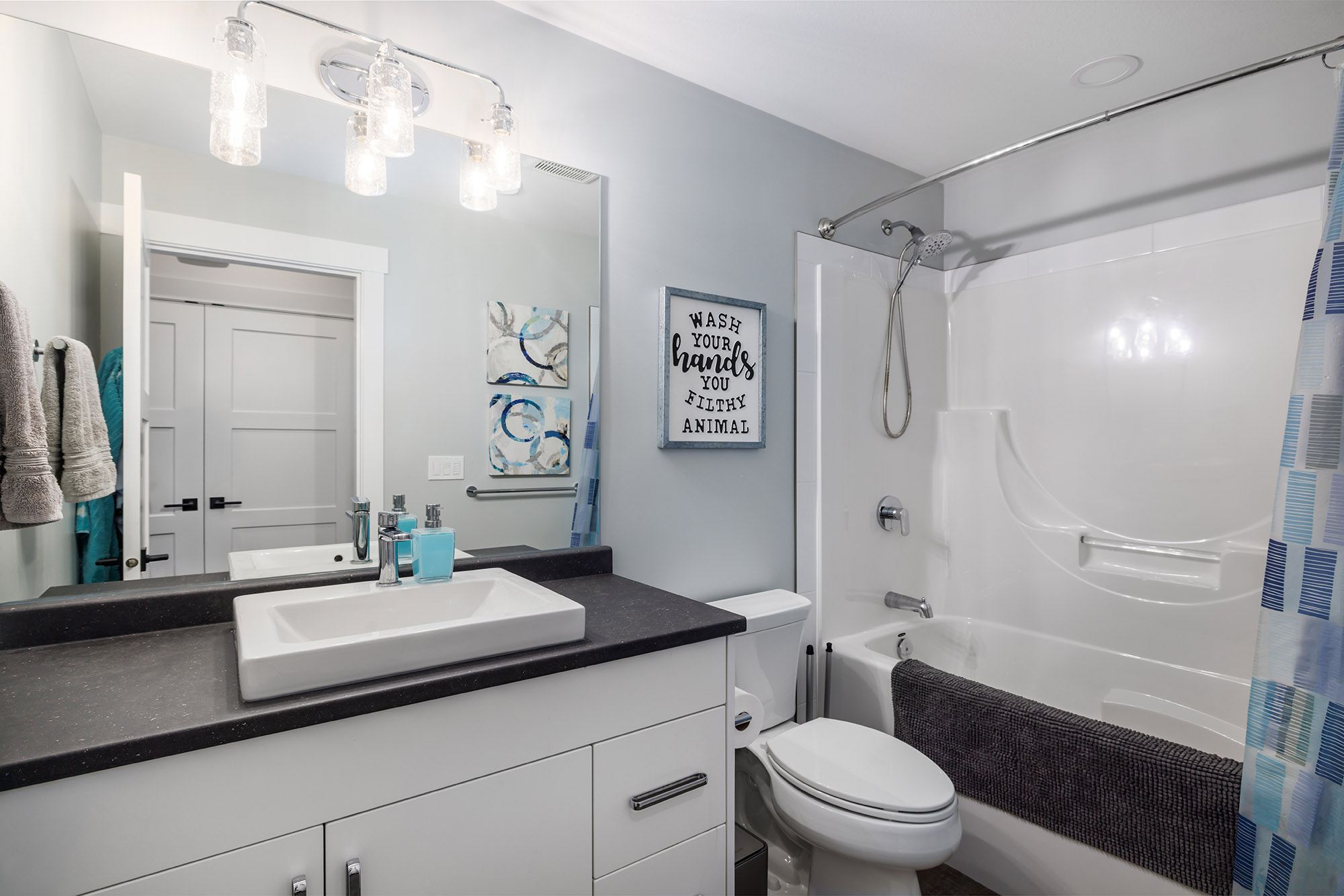 7760 Okanagan Landing Road 125 Vernon V1H 1Z4