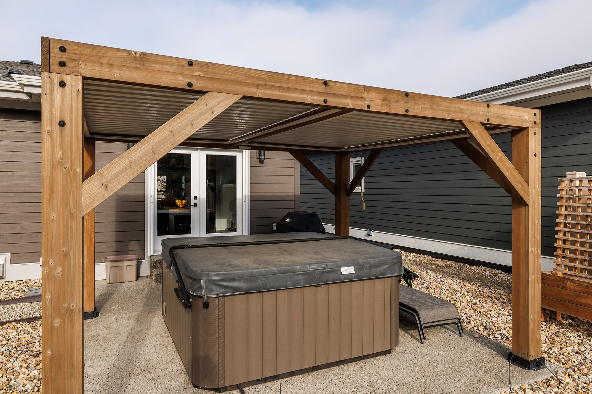 7760 Okanagan Landing Road 125 Vernon V1H 1Z4