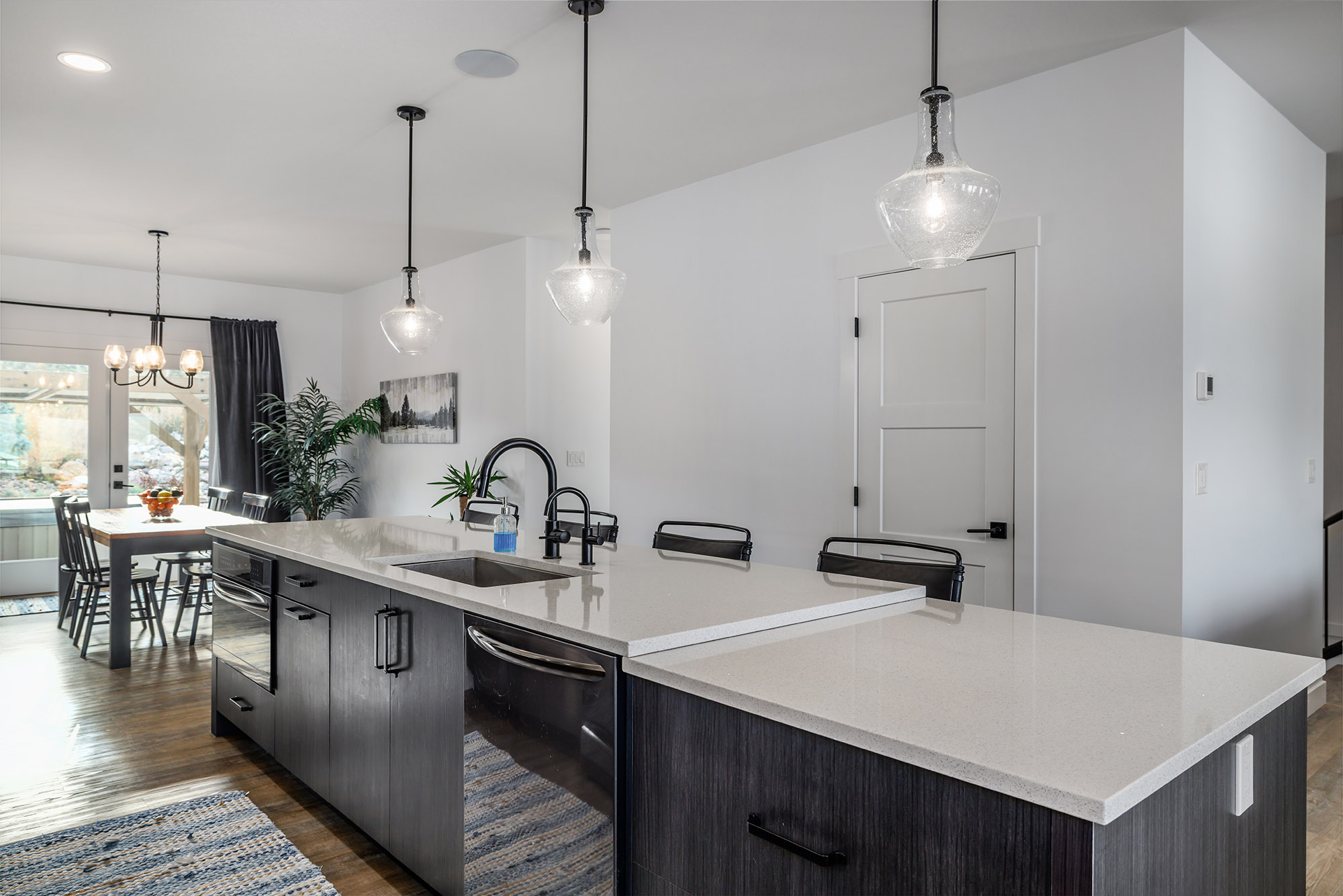 7760 Okanagan Landing Road 125 Vernon V1H 1Z4