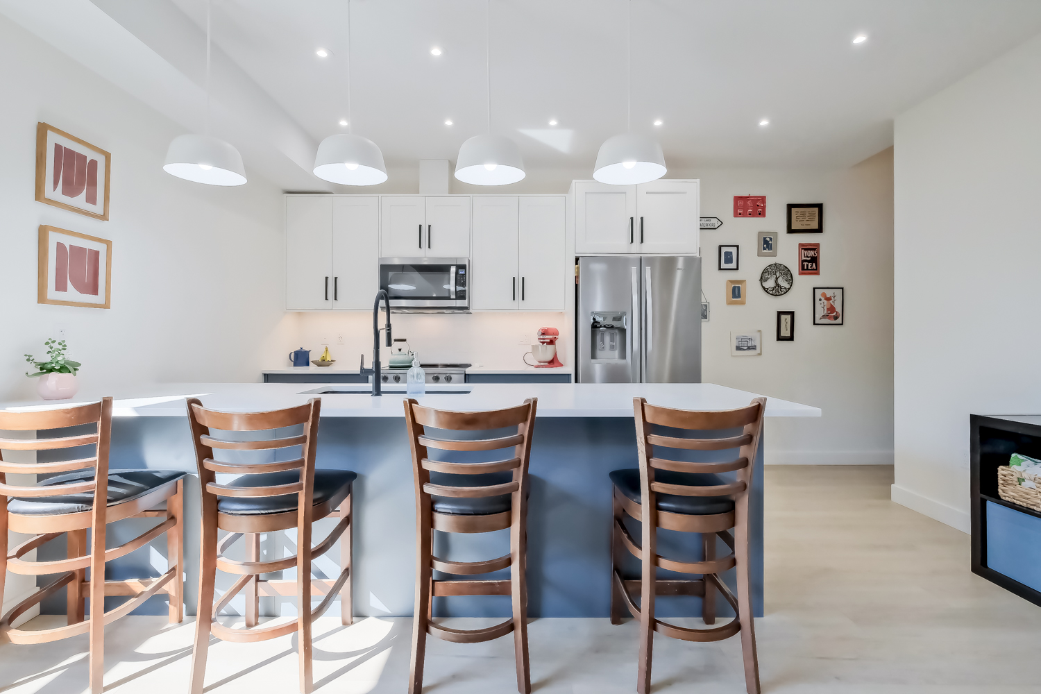 182 Van Horne 102 Penticton V2A 4K2