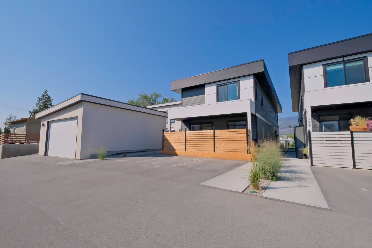 182 Van Horne 102 Penticton V2A 4K2