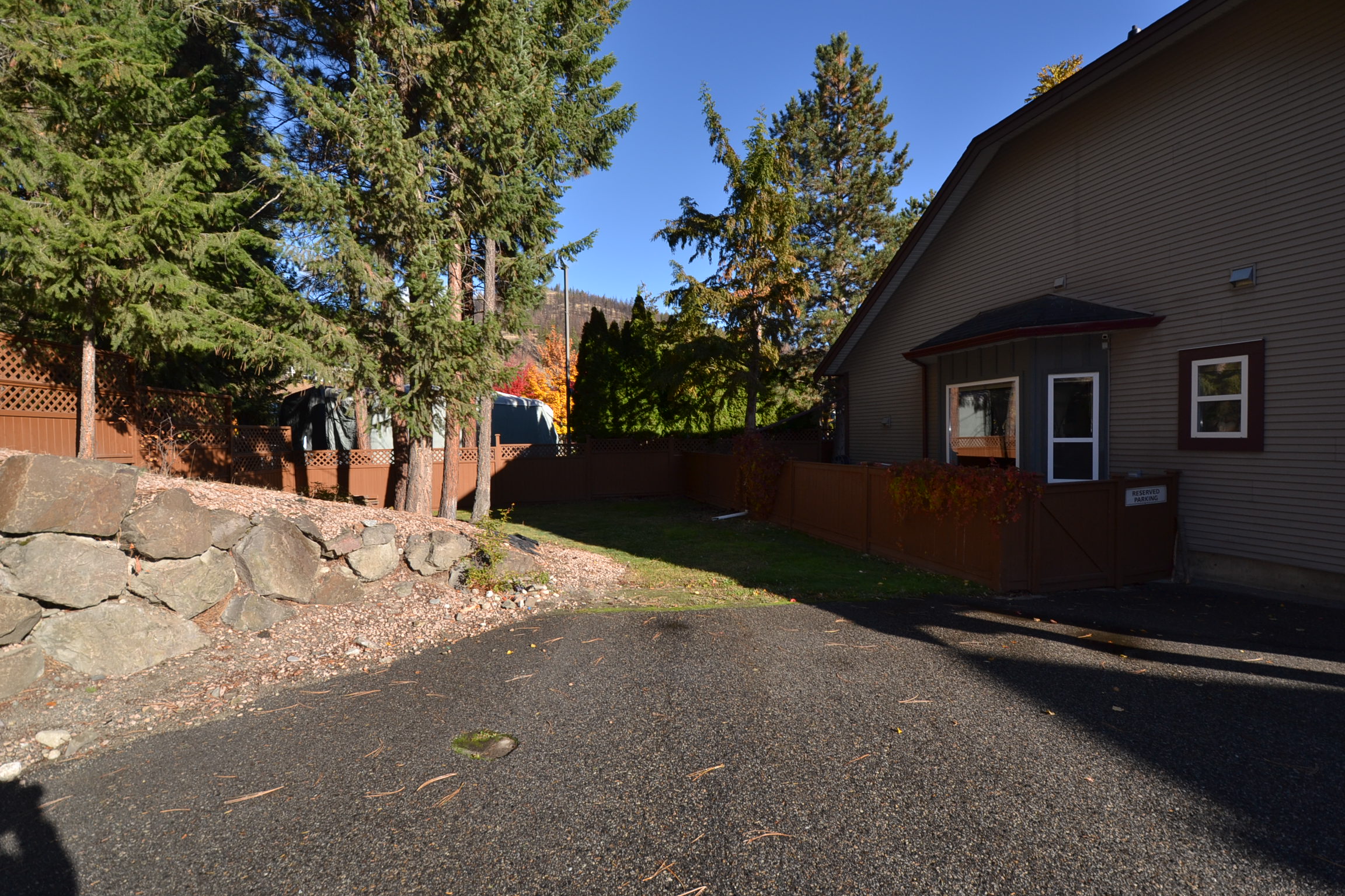 1450  Rose Meadow Drive 10 West Kelowna V1Z 4A4